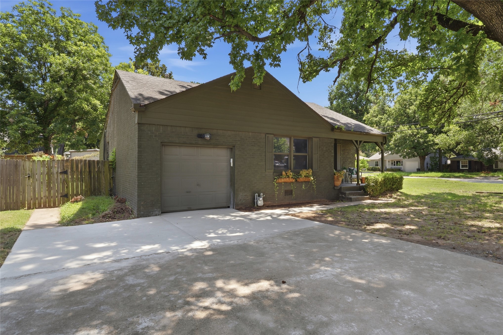 3943 S Rockford Avenue Tulsa OK 74105