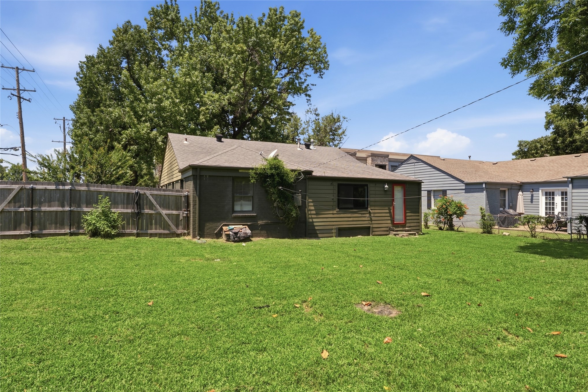 3943 S Rockford Avenue Tulsa OK 74105