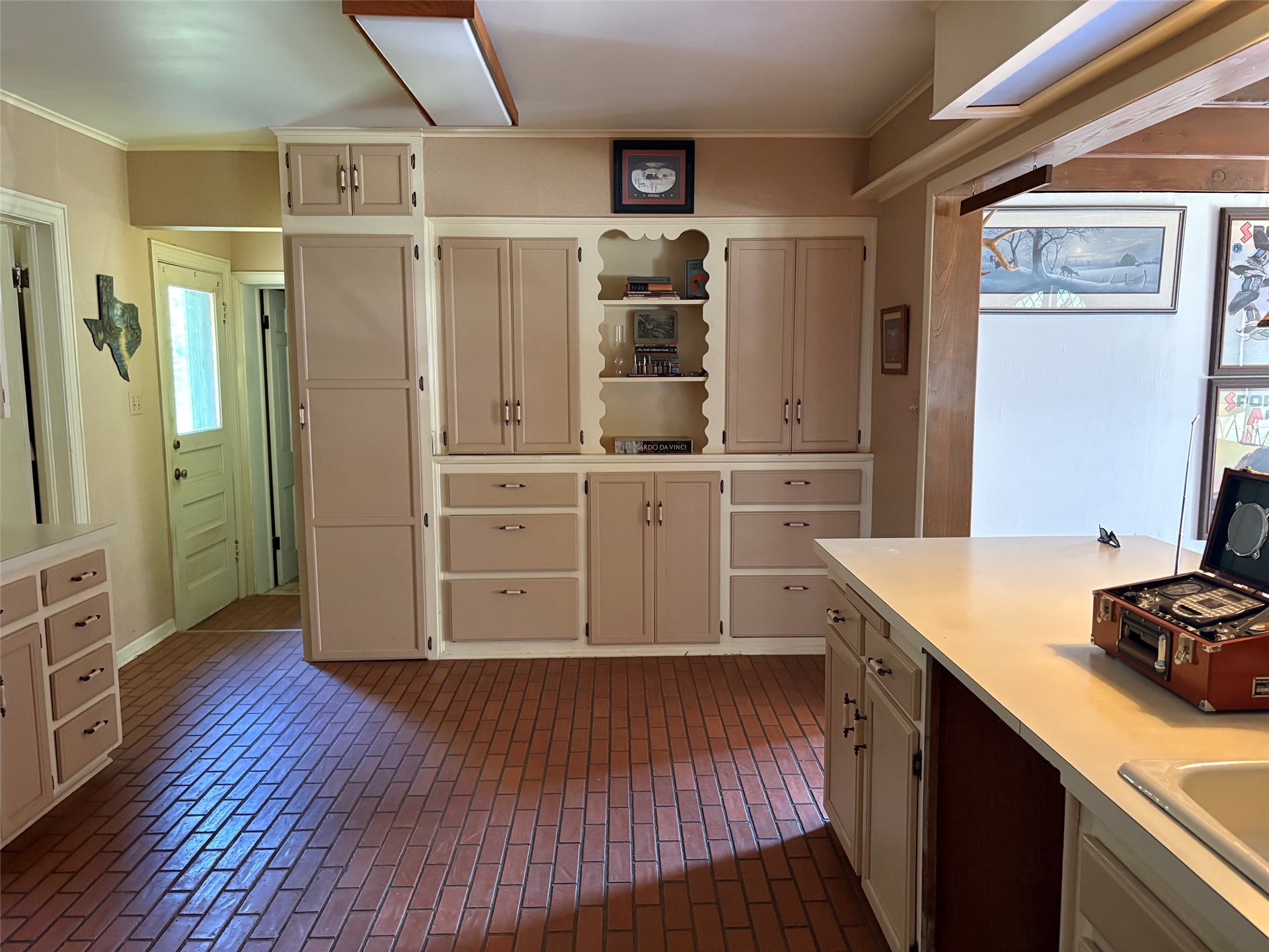 1913 E 37th Street Tulsa OK 74105
