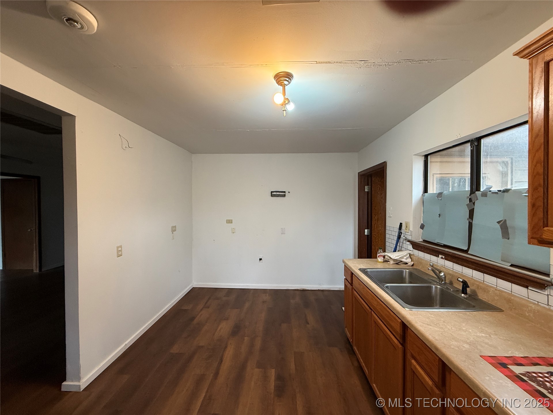 30487 S 552 Road Cookson OK 74427