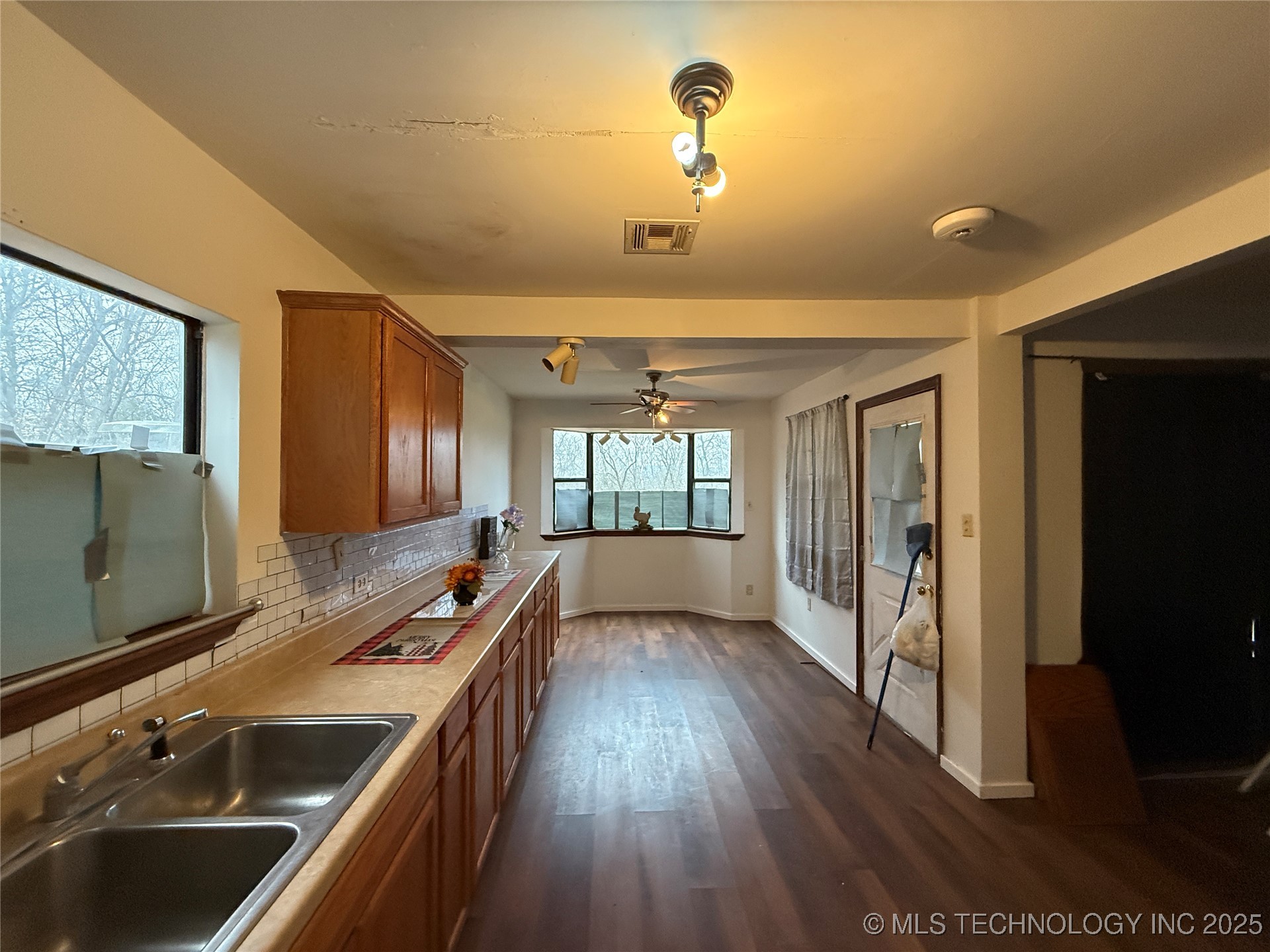 30487 S 552 Road Cookson OK 74427
