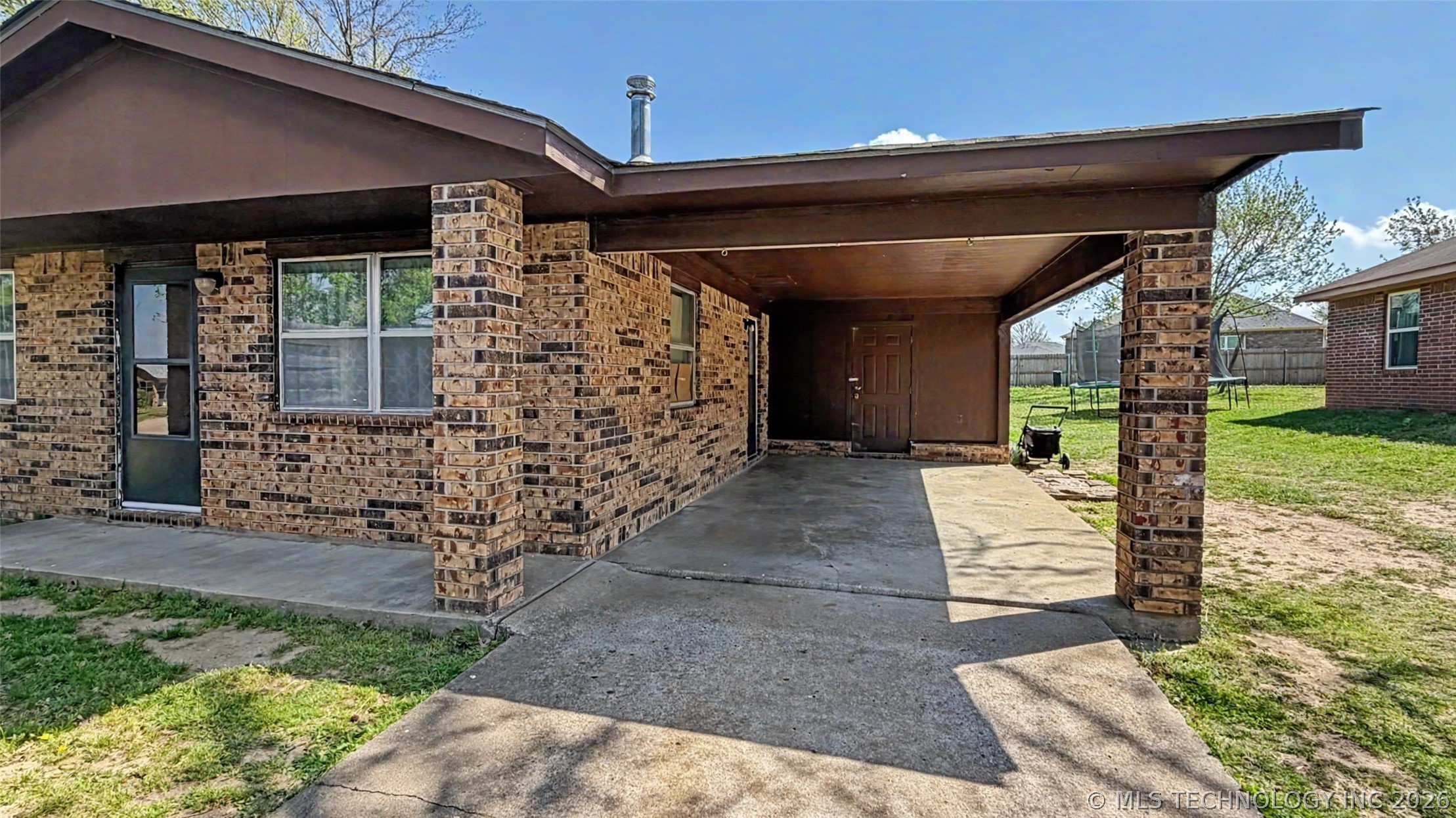 1017 Carla Avenue Stilwell OK 74960