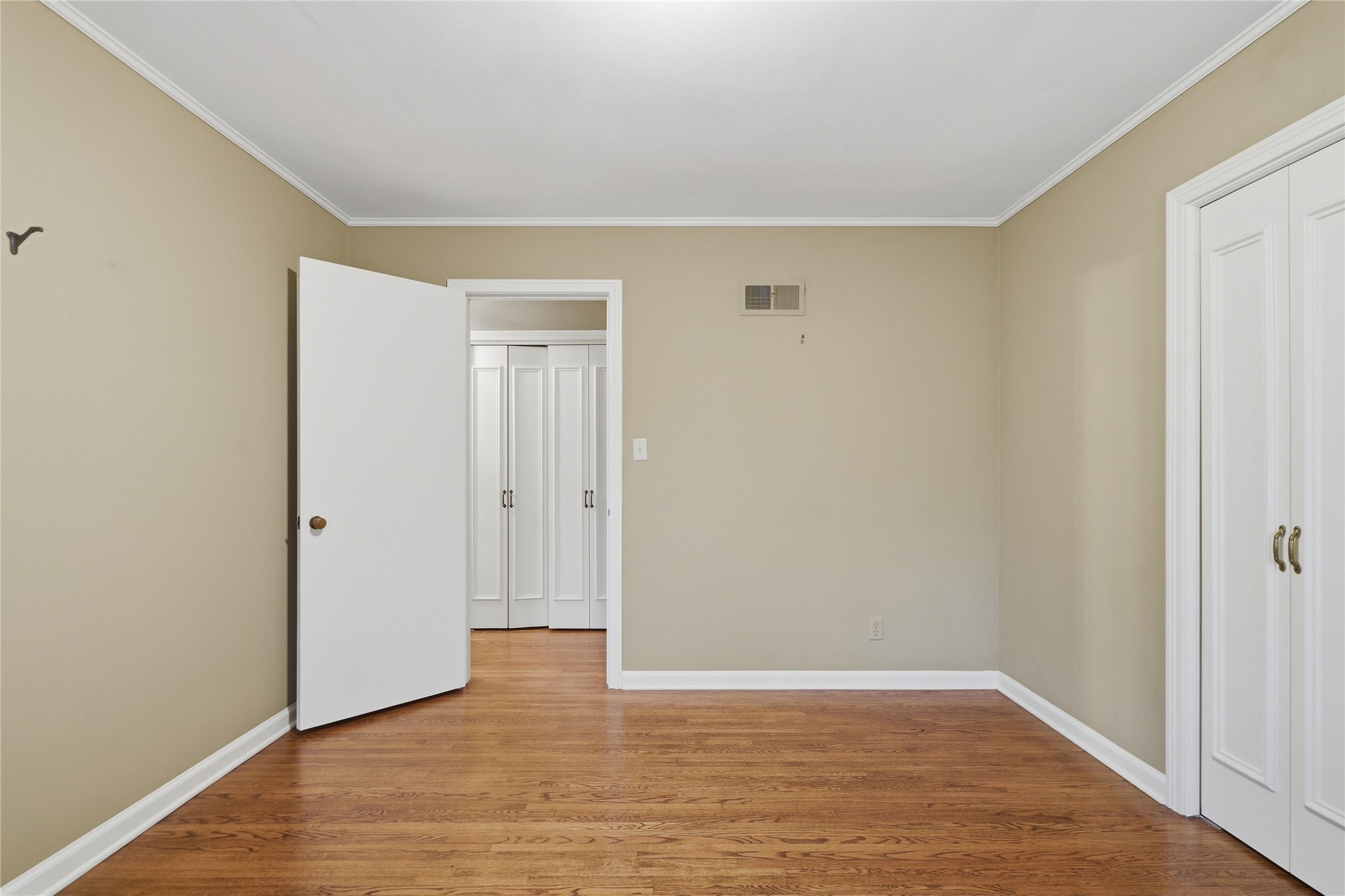 2261 E 37th Street Tulsa OK 74105