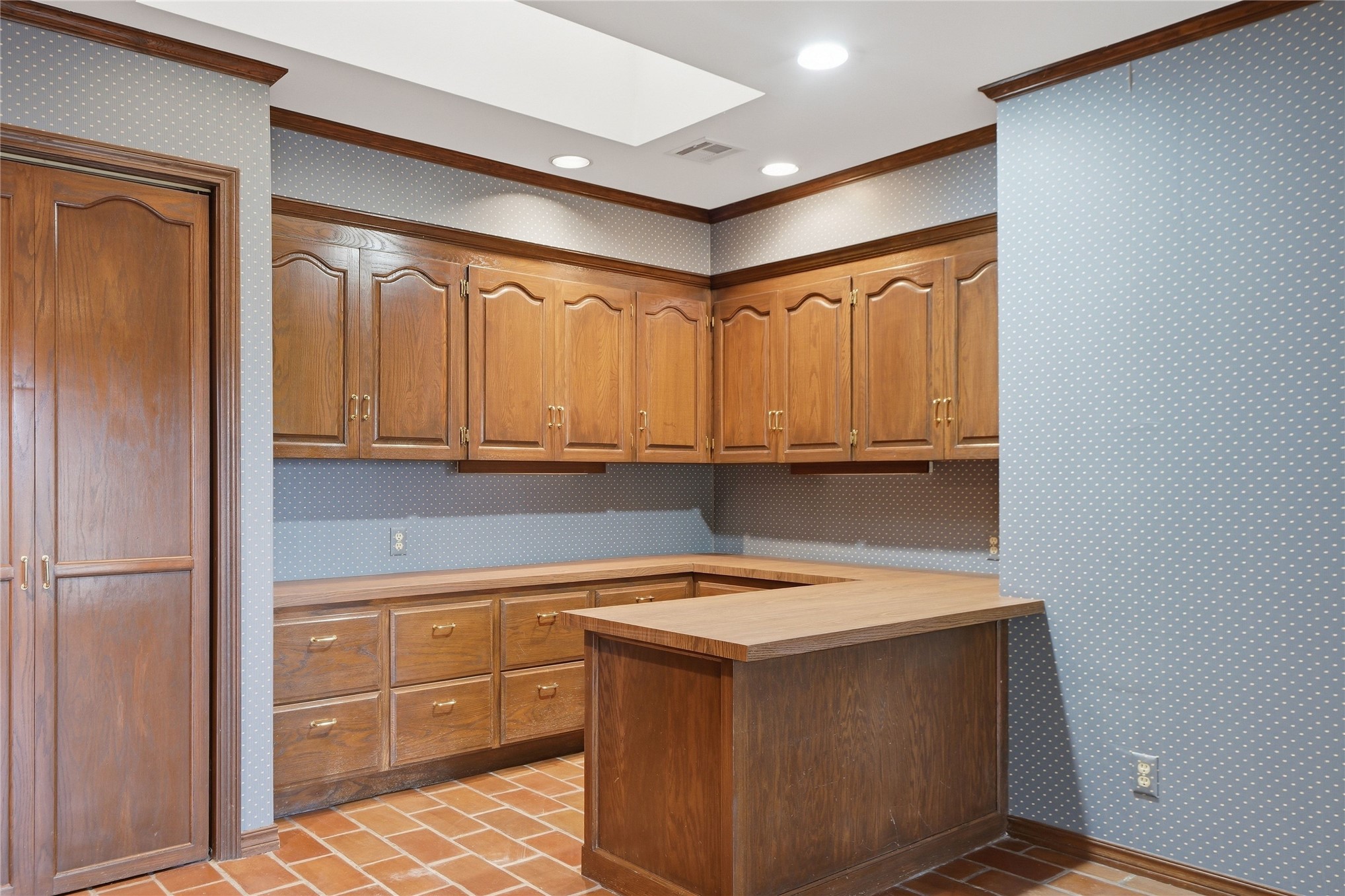 2261 E 37th Street Tulsa OK 74105