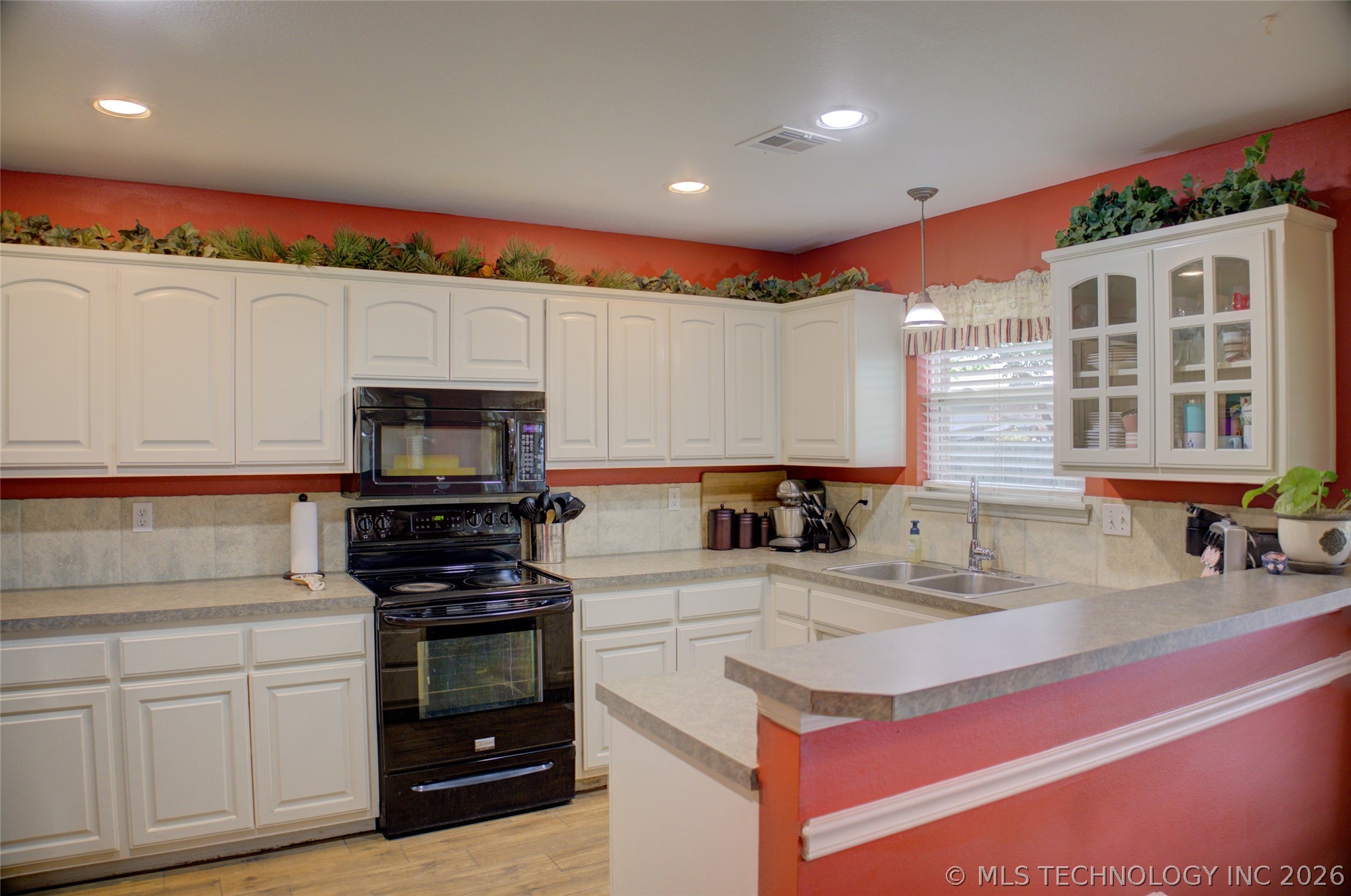 1102 E 146th Place S Glenpool OK 74033