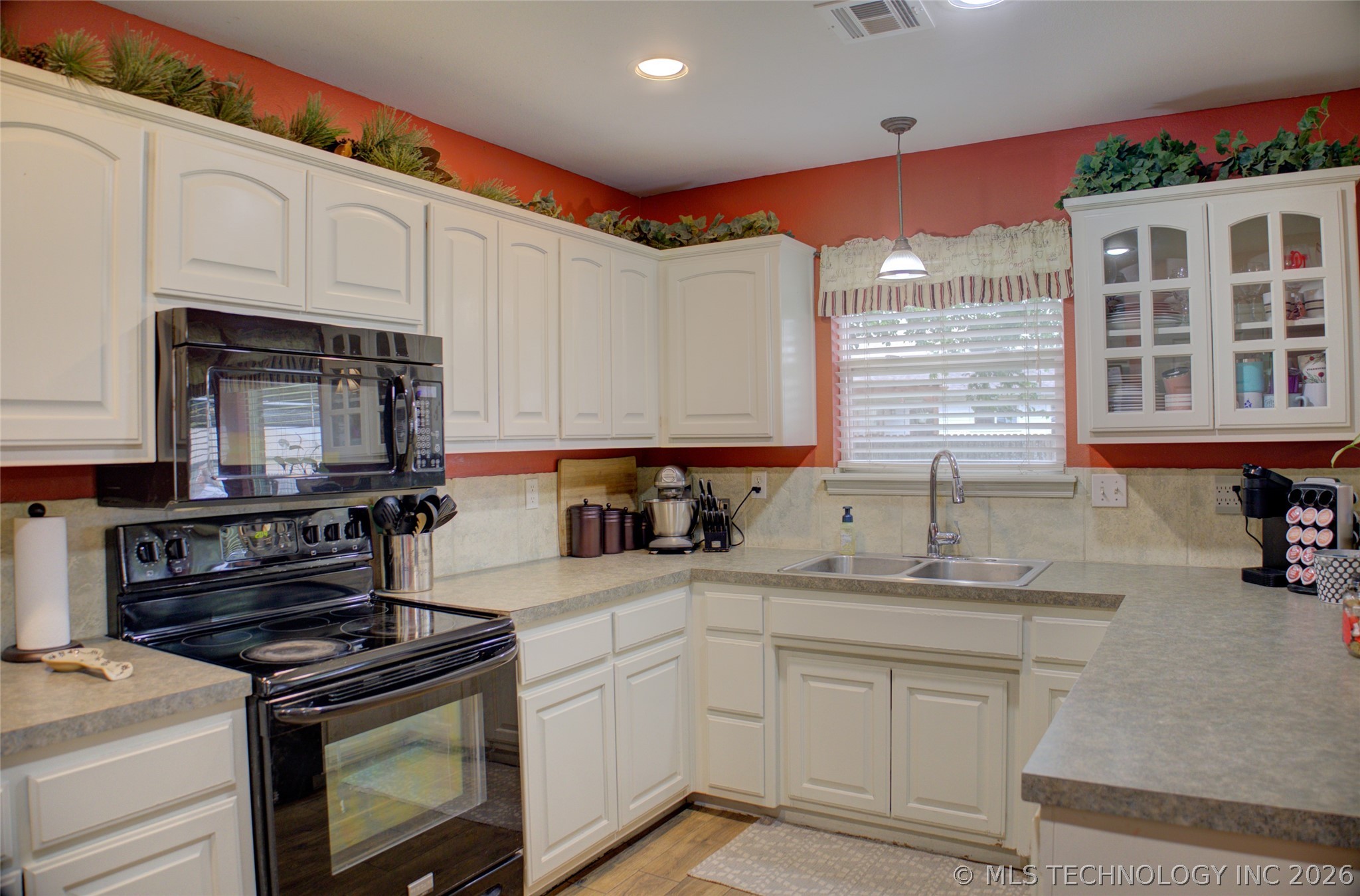 1102 E 146th Place S Glenpool OK 74033