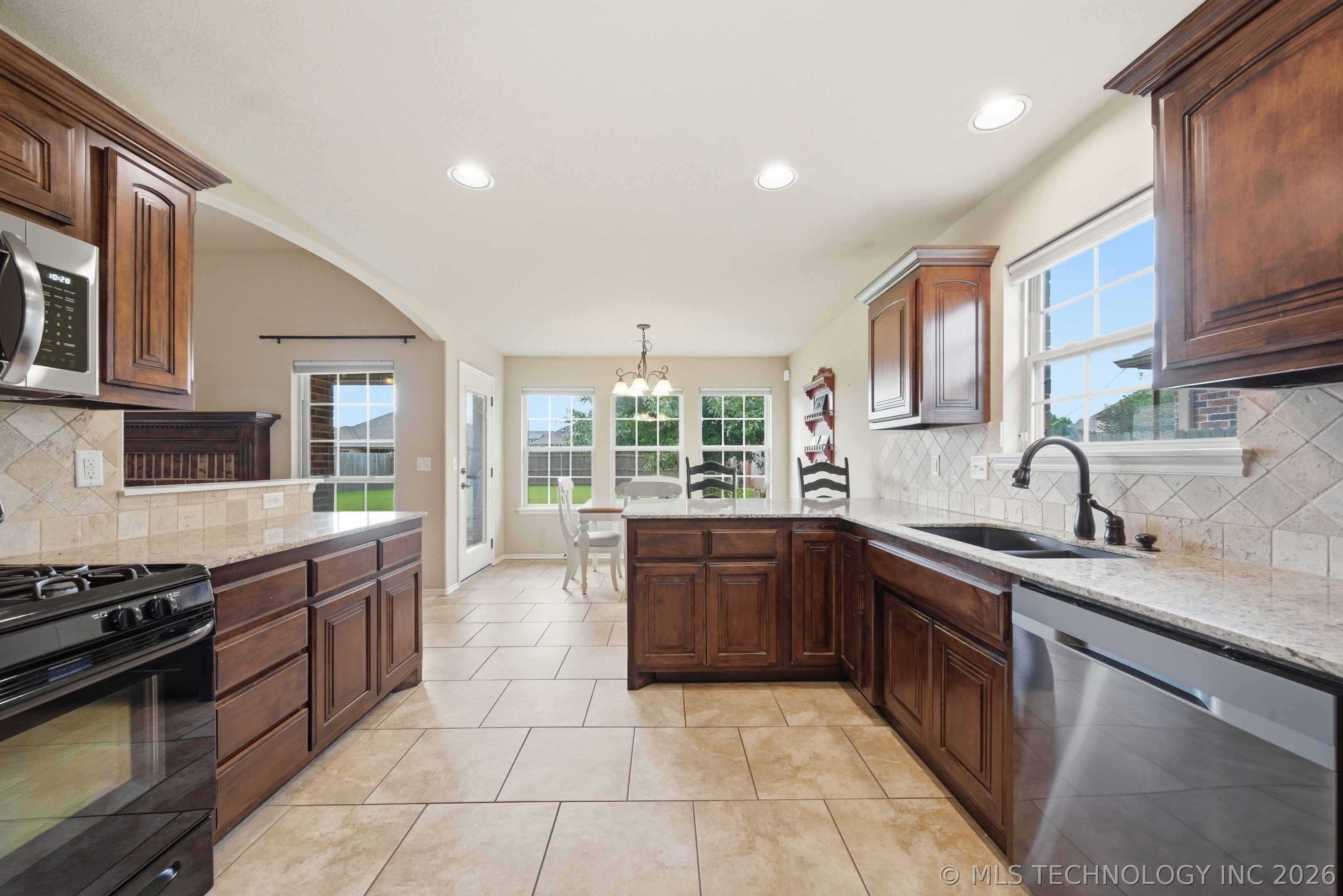 3023 W Mobile Street Broken Arrow OK 74011
