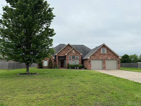 1497 Darlene Lane Fort Gibson OK 74434