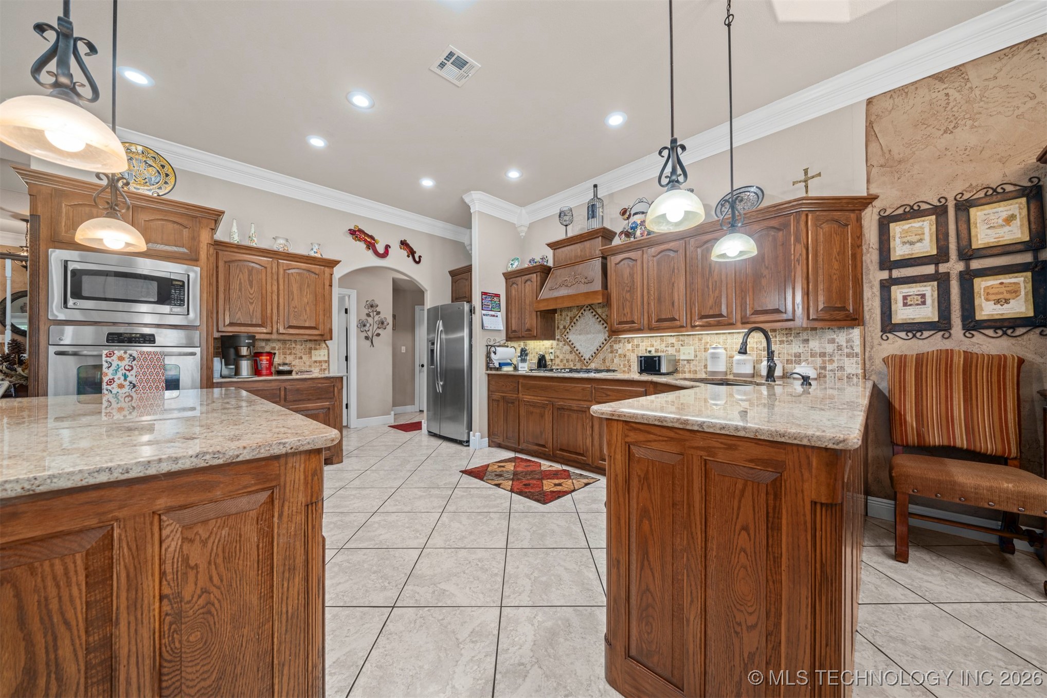 479872 E 1080 Road Muldrow OK 74948