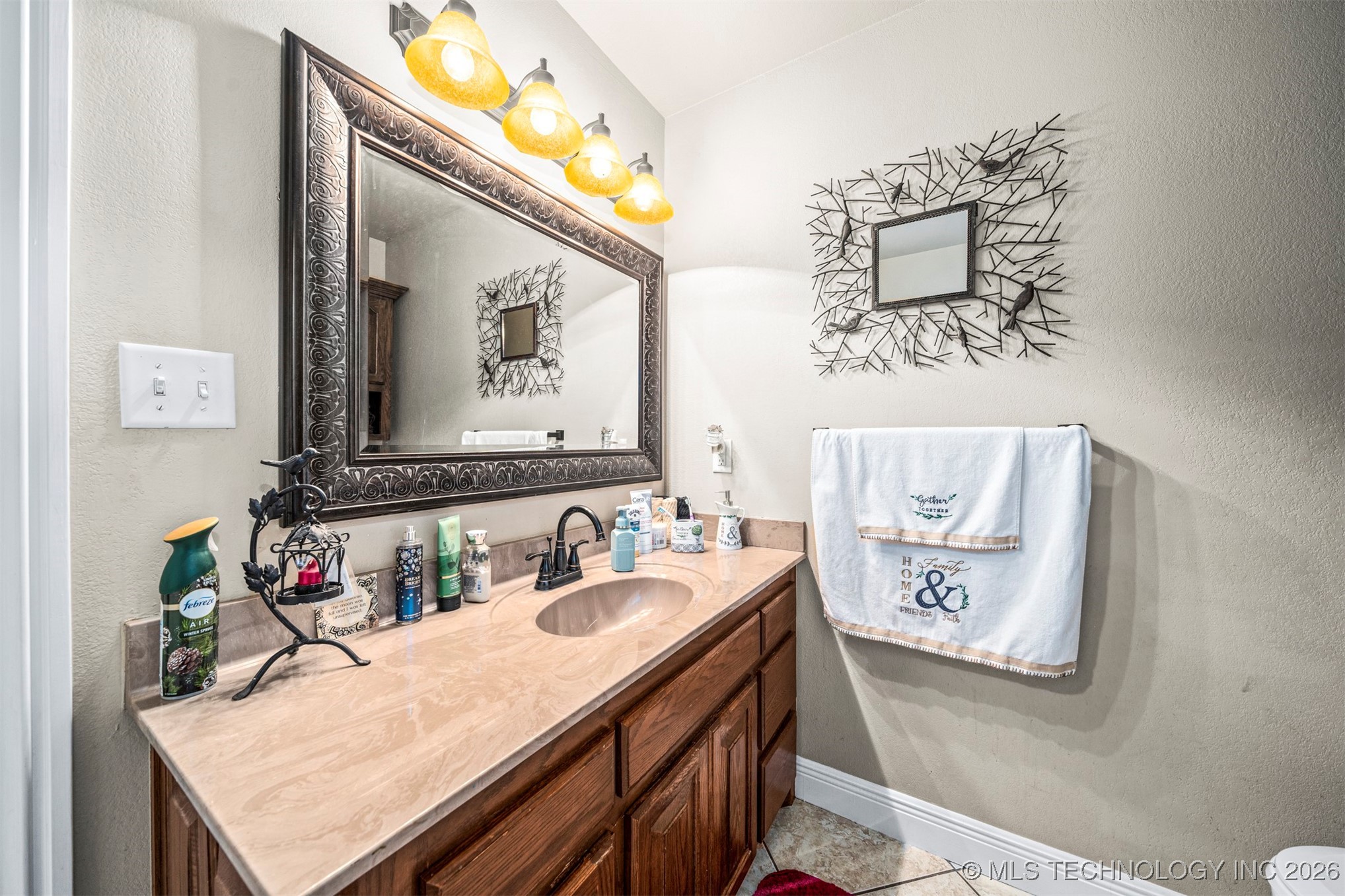 479872 E 1080 Road Muldrow OK 74948