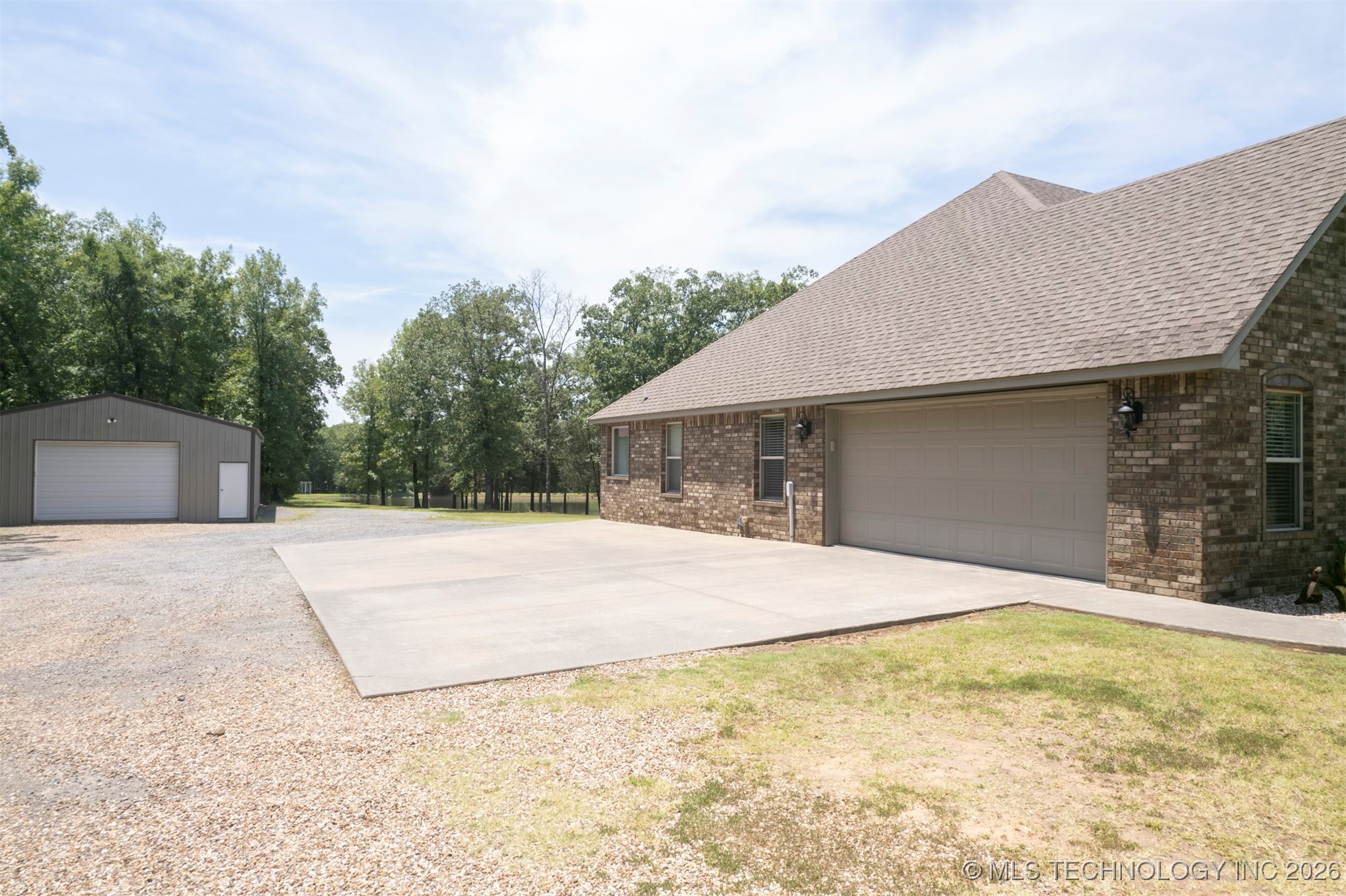 479872 E 1080 Road Muldrow OK 74948