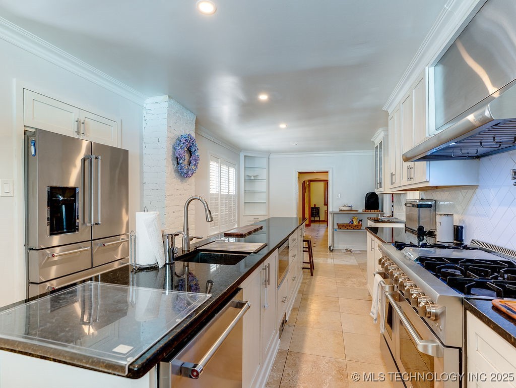 101 Hunter Drive Ada OK 74820