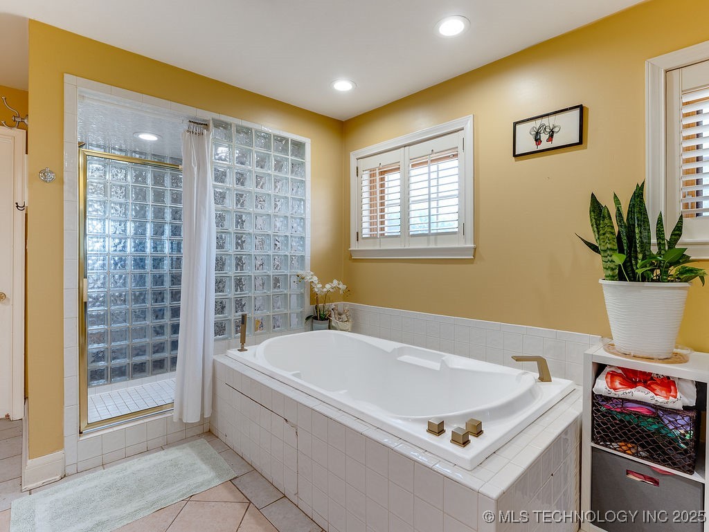 101 Hunter Drive Ada OK 74820