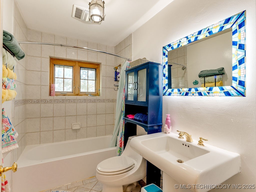 101 Hunter Drive Ada OK 74820