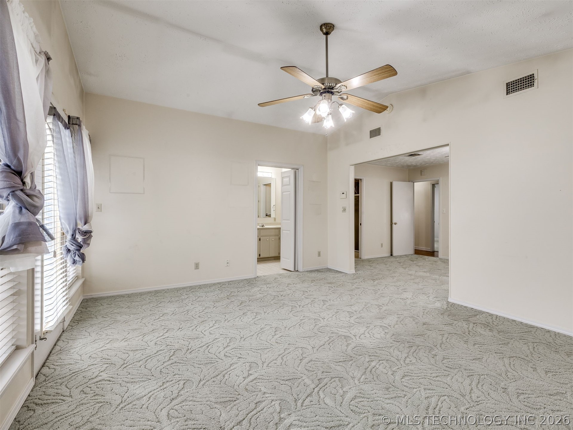 229 N Choctaw Court Claremore OK 74017