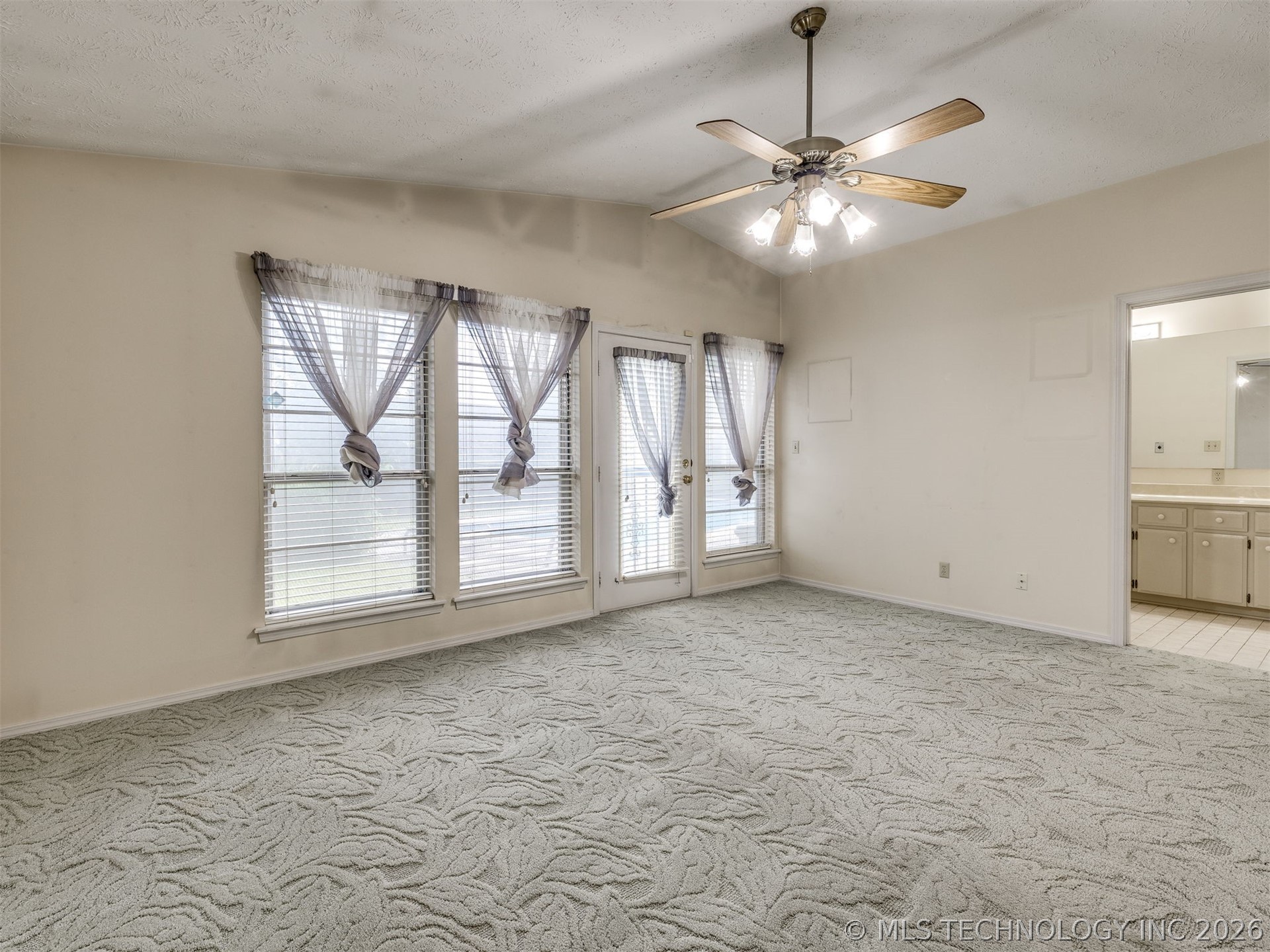 229 N Choctaw Court Claremore OK 74017