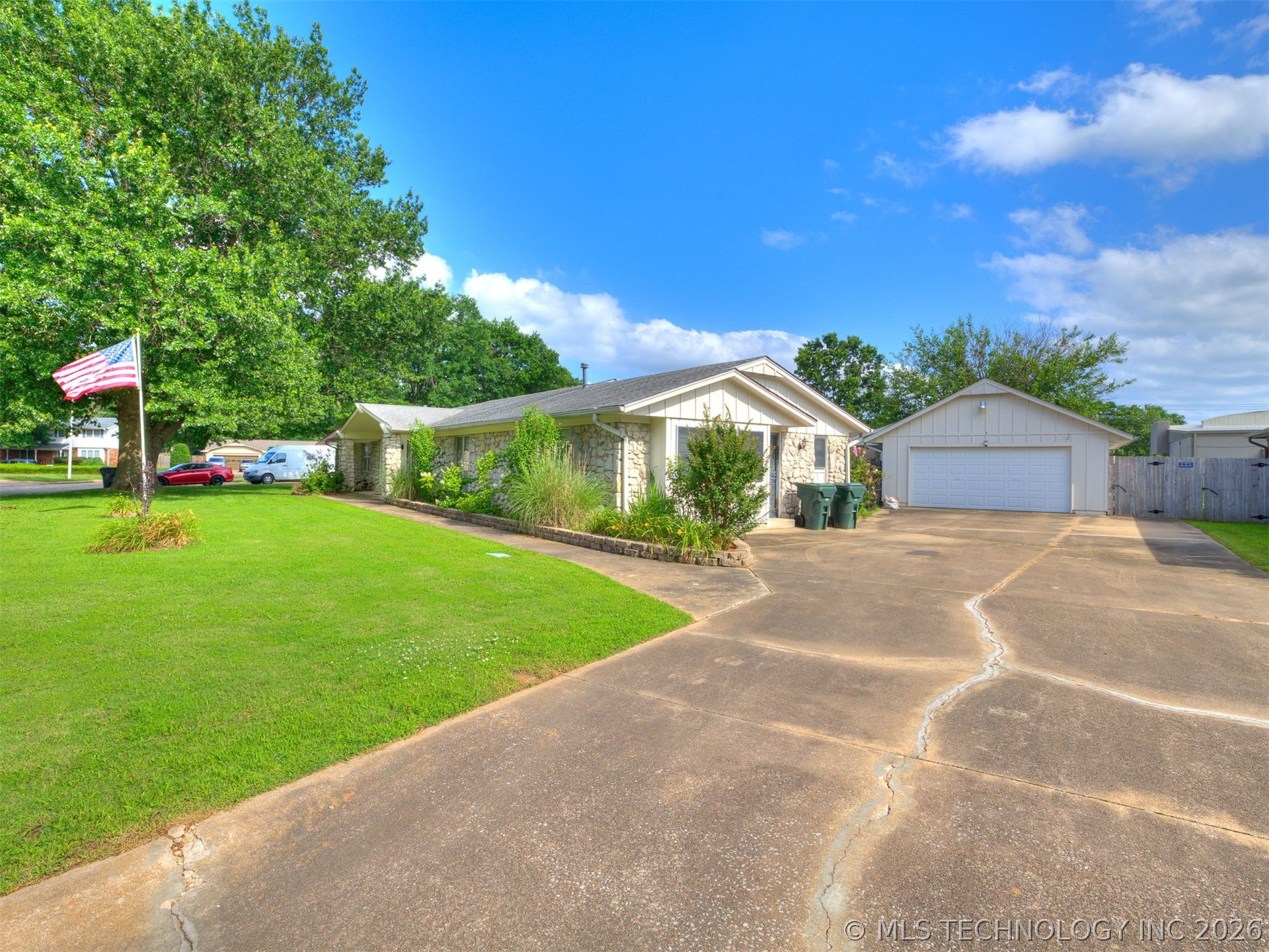 229 N Choctaw Court Claremore OK 74017
