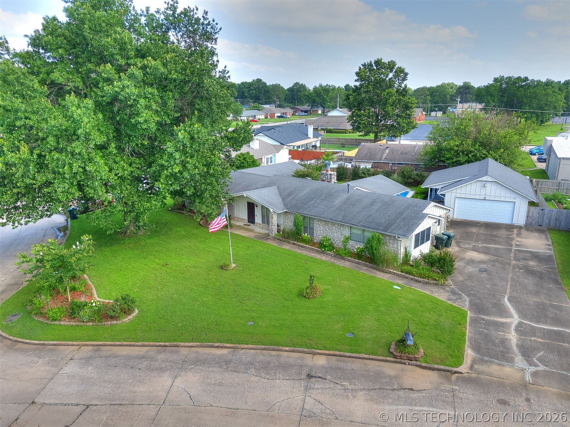 229 N Choctaw Court Claremore OK 74017