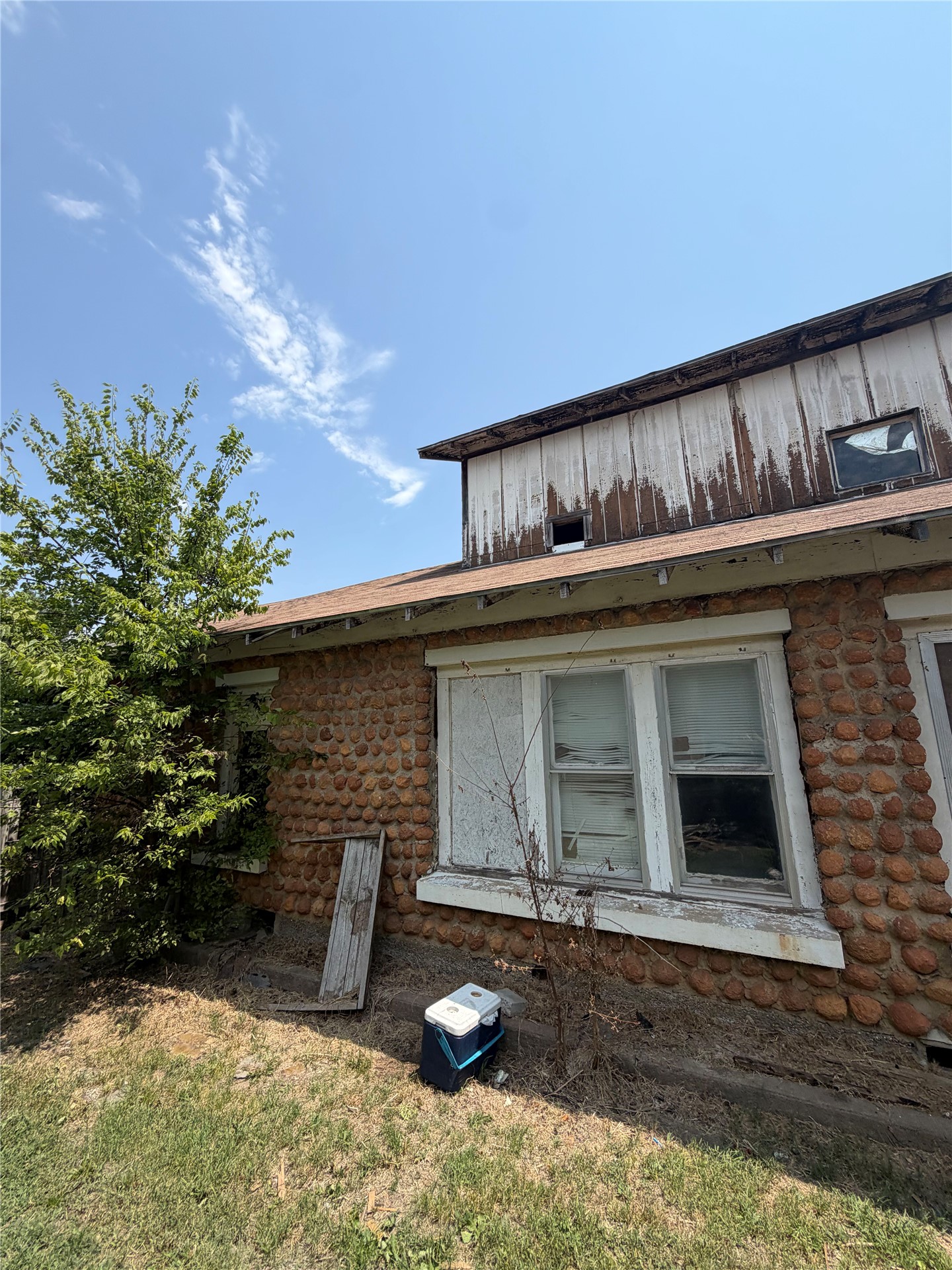 320 W 4th Street Hominy OK 74035