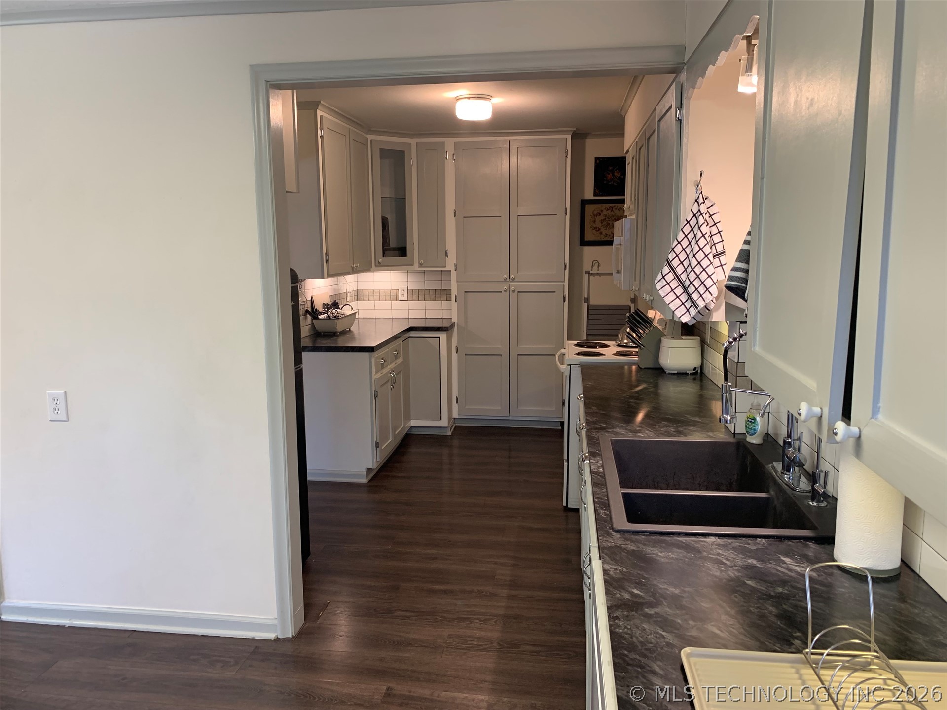 4966 S Newport Avenue Tulsa OK 74105