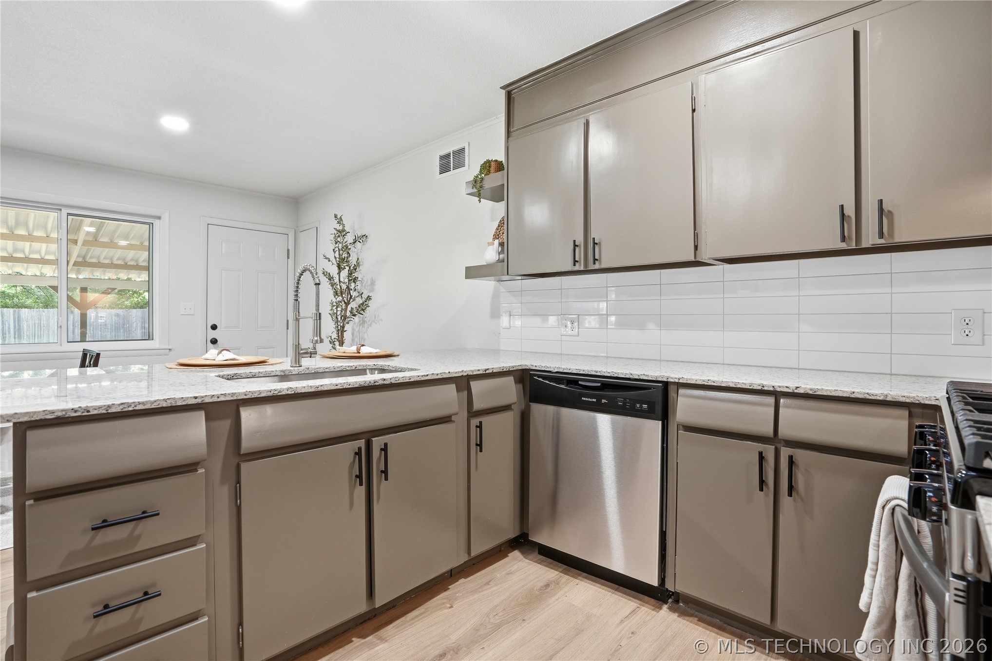 6781 E 26th Place Tulsa OK 74129