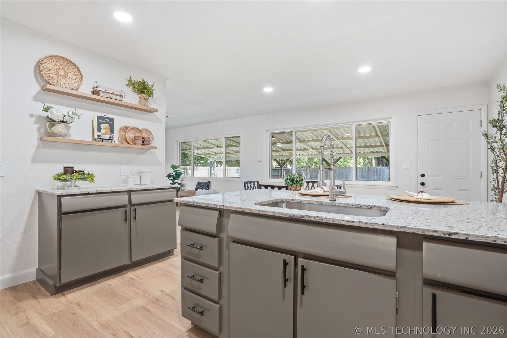 6781 E 26th Place Tulsa OK 74129