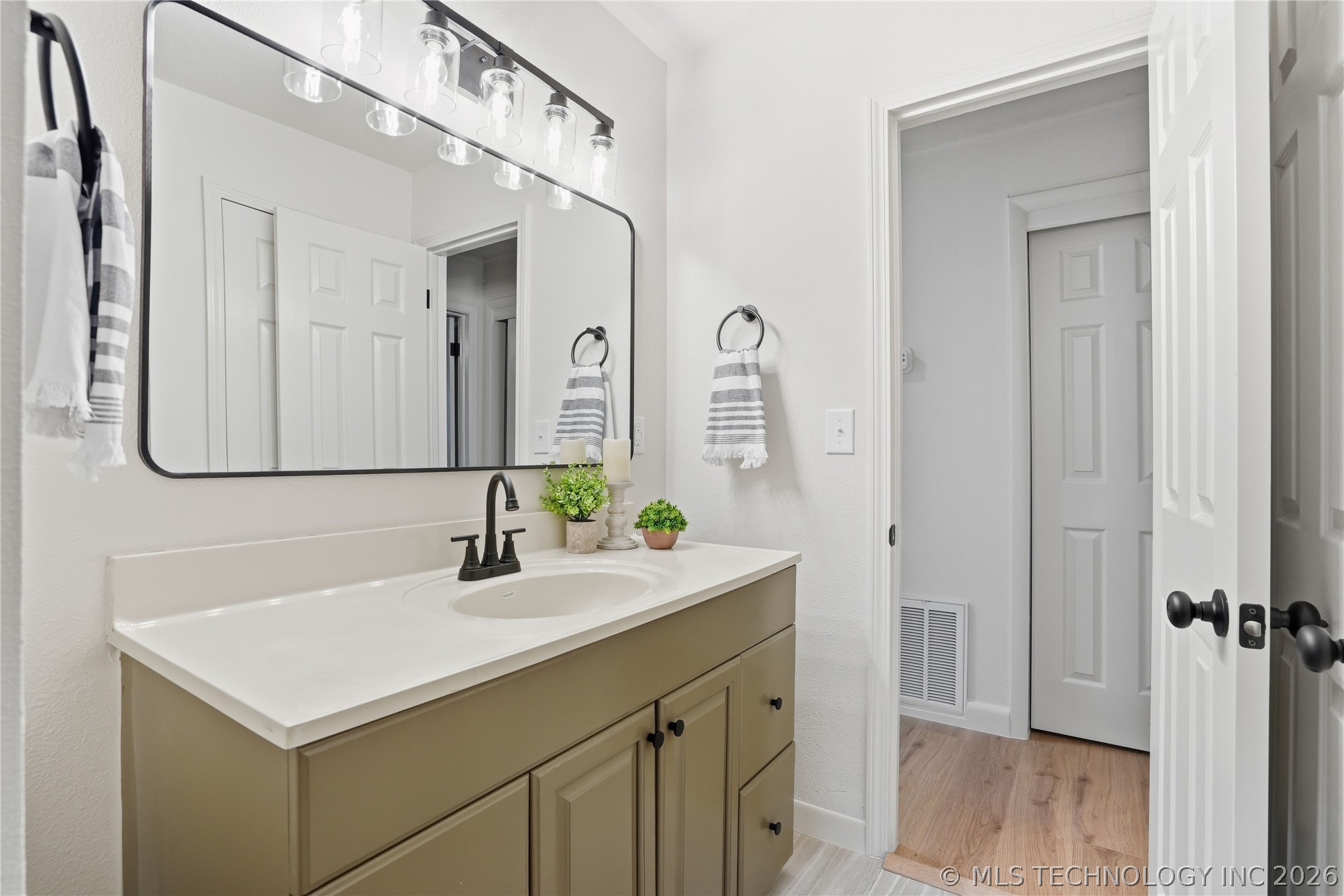 6781 E 26th Place Tulsa OK 74129