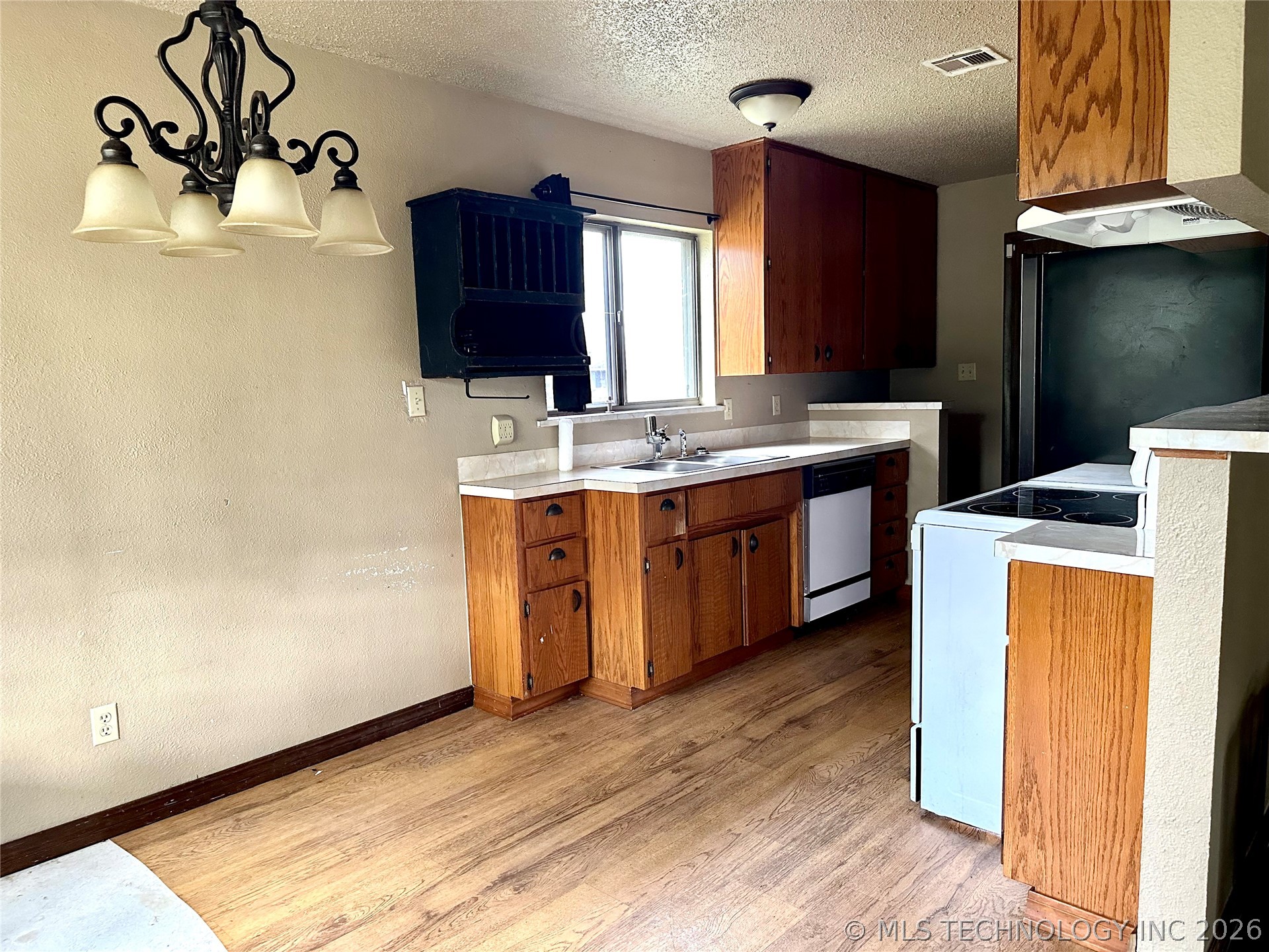 1931 Green Meadows Drive Mcalester OK 74501