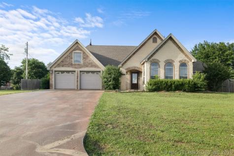 338 W 7th Kiowa OK 74553