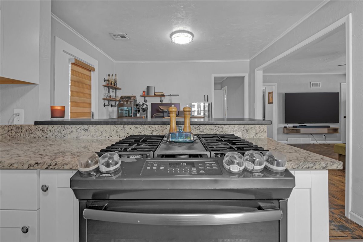 4937 S Quincy Avenue Tulsa OK 74105