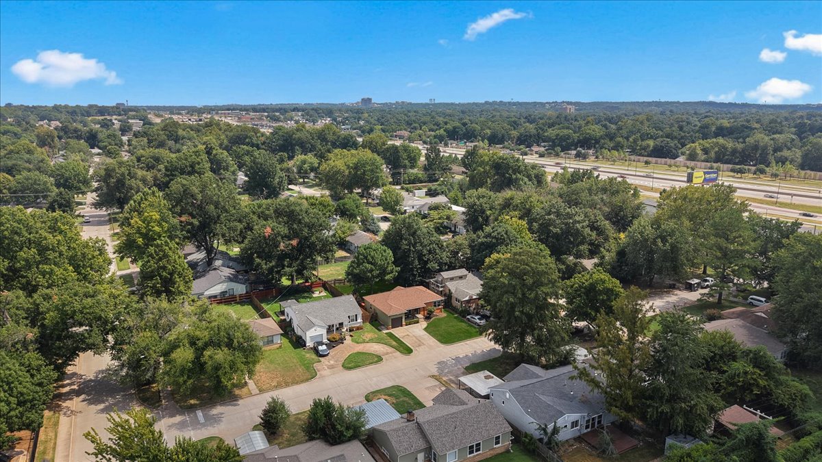 4937 S Quincy Avenue Tulsa OK 74105