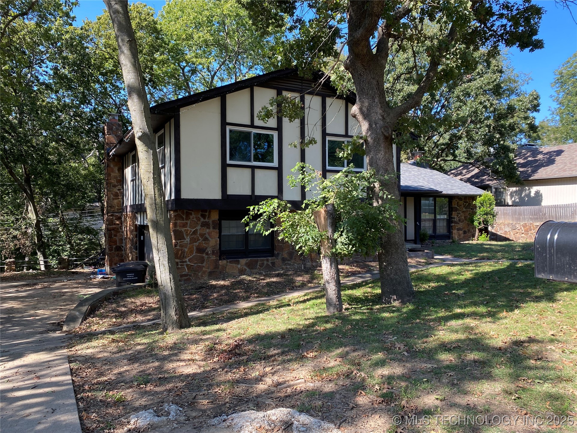 1329 Bynum Road Bartlesville OK 74006