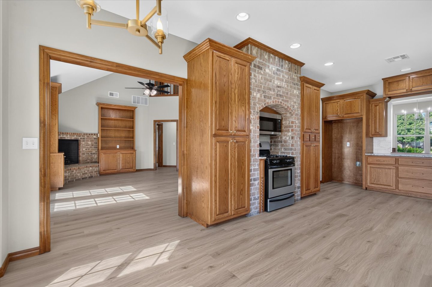 1908 Barnett Court Bartlesville OK 74006