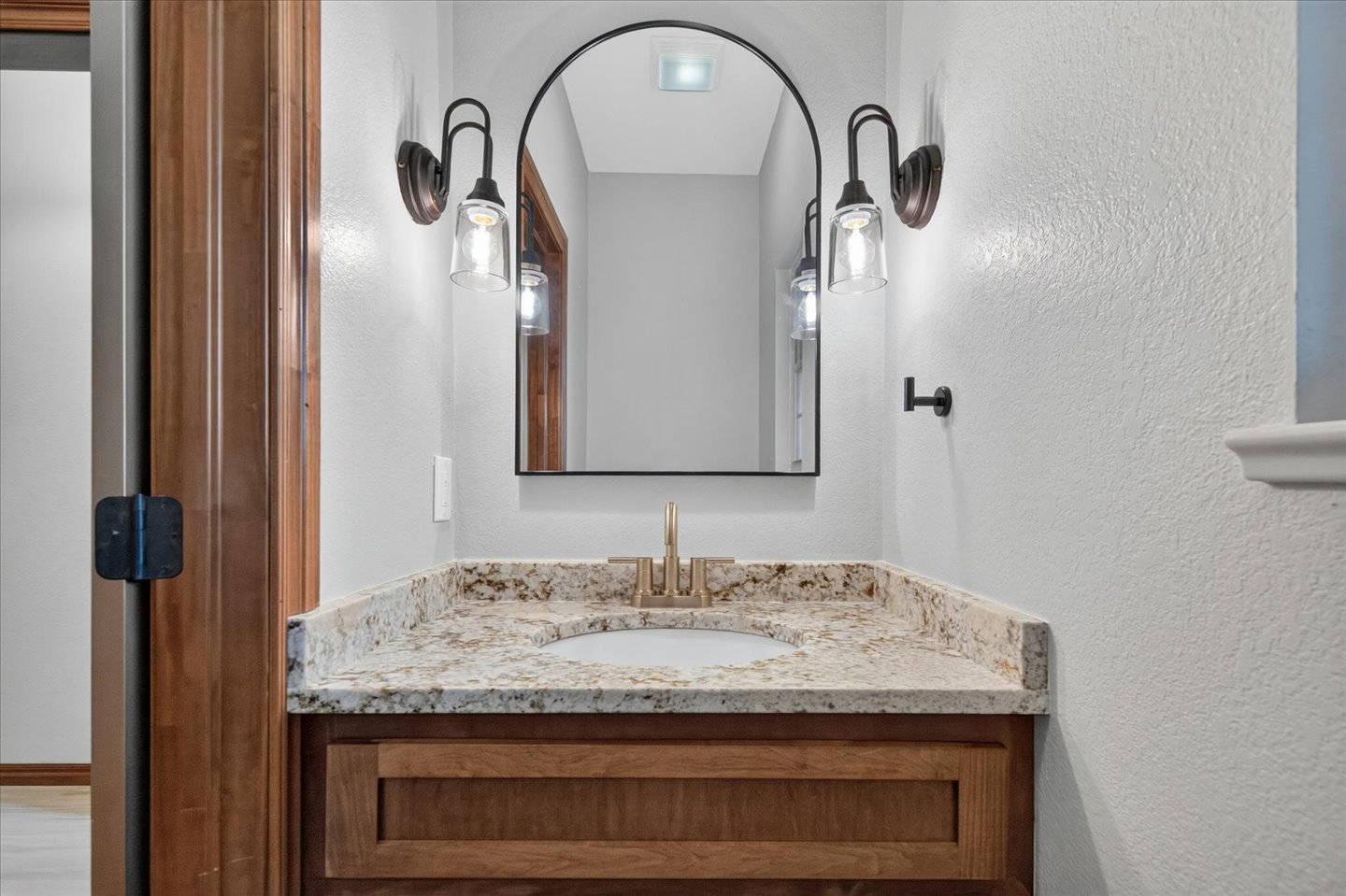 1908 Barnett Court Bartlesville OK 74006