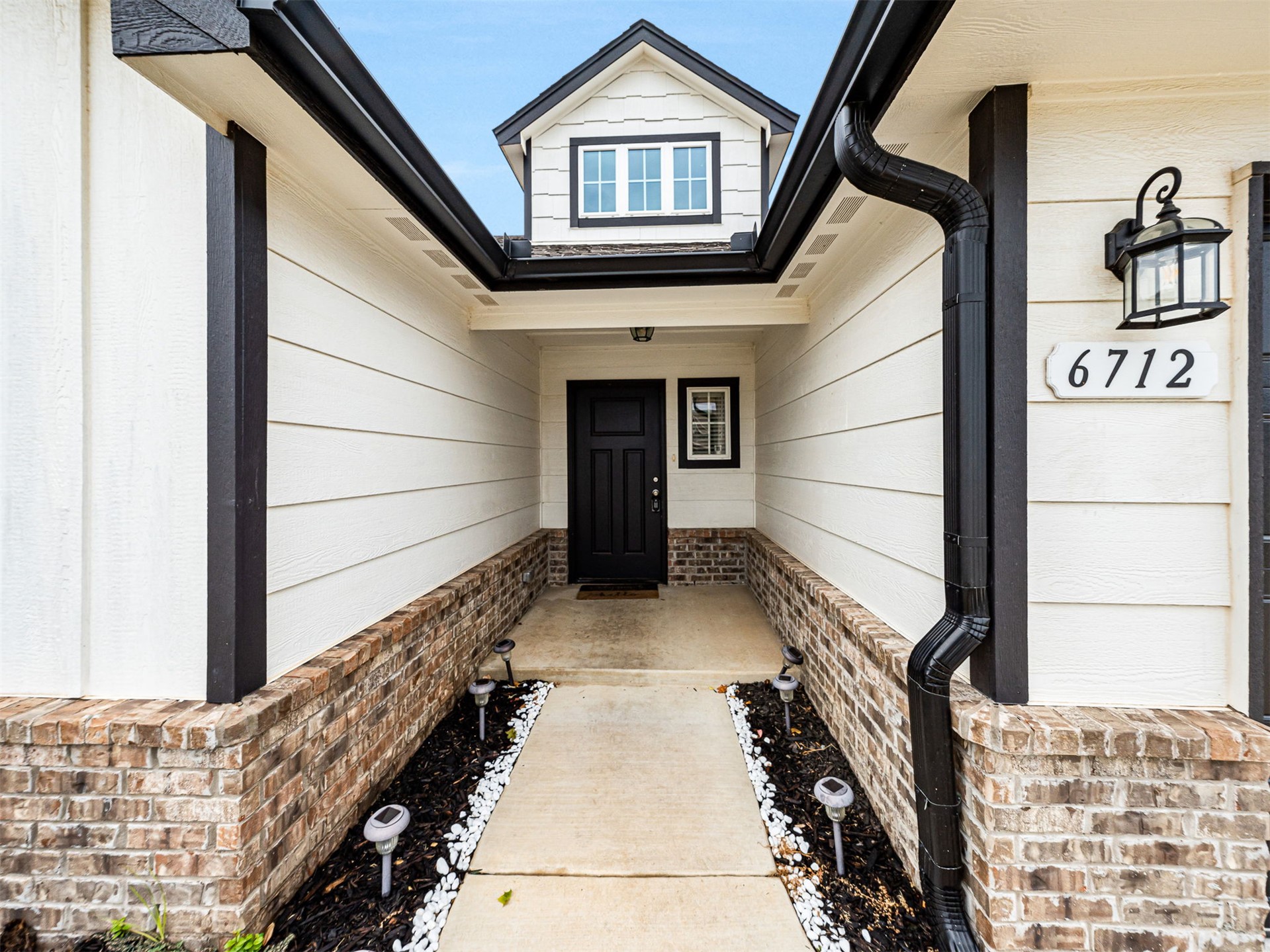 6712 S 17th Street Broken Arrow OK 74011