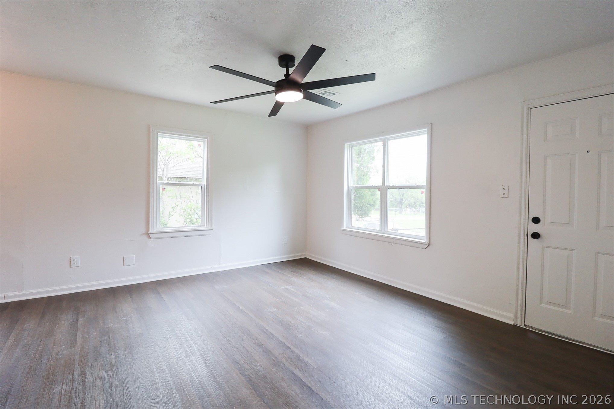 1008 E King Place Tulsa OK 74106