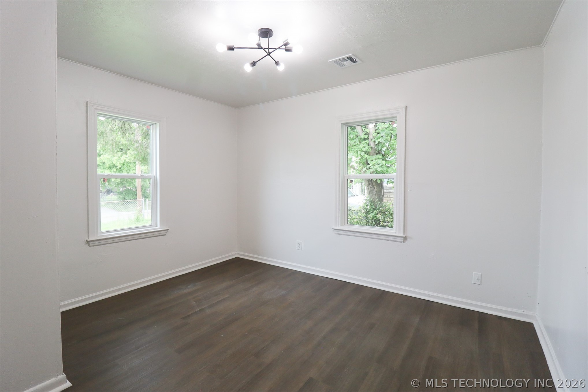 1008 E King Place Tulsa OK 74106