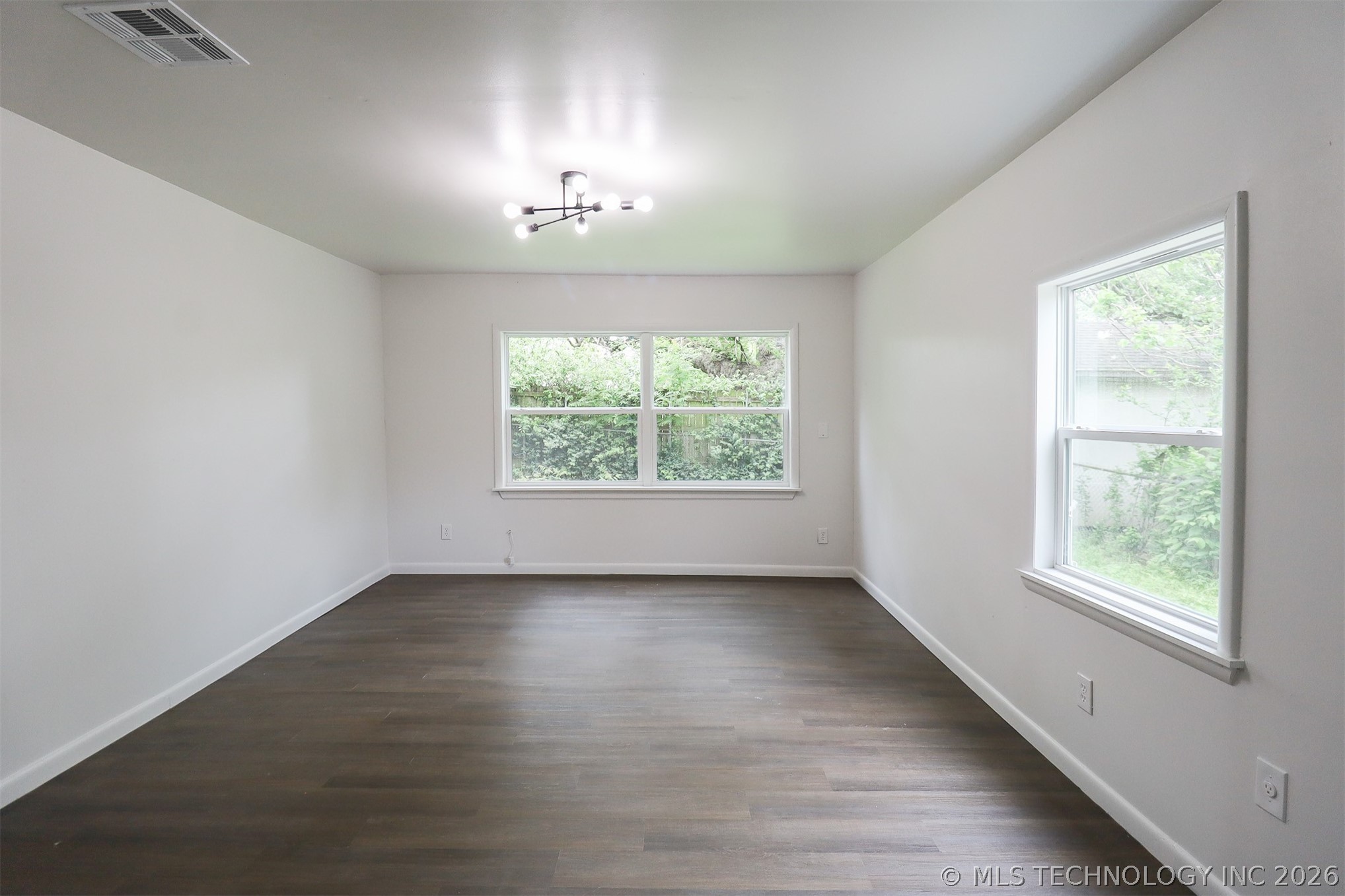 1008 E King Place Tulsa OK 74106