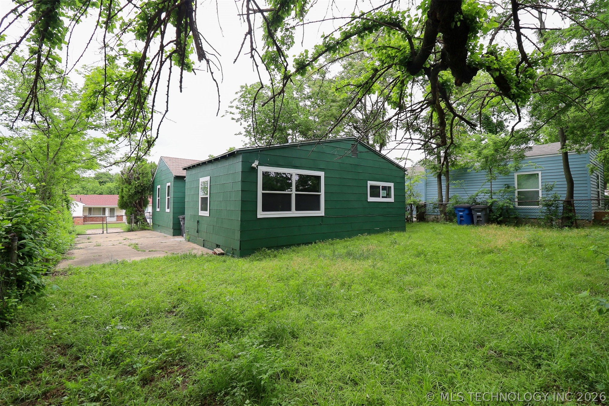 1008 E King Place Tulsa OK 74106