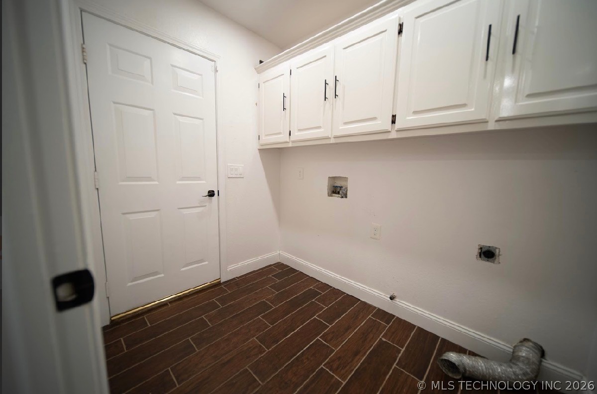 207 N Valley Drive Catoosa OK 74015