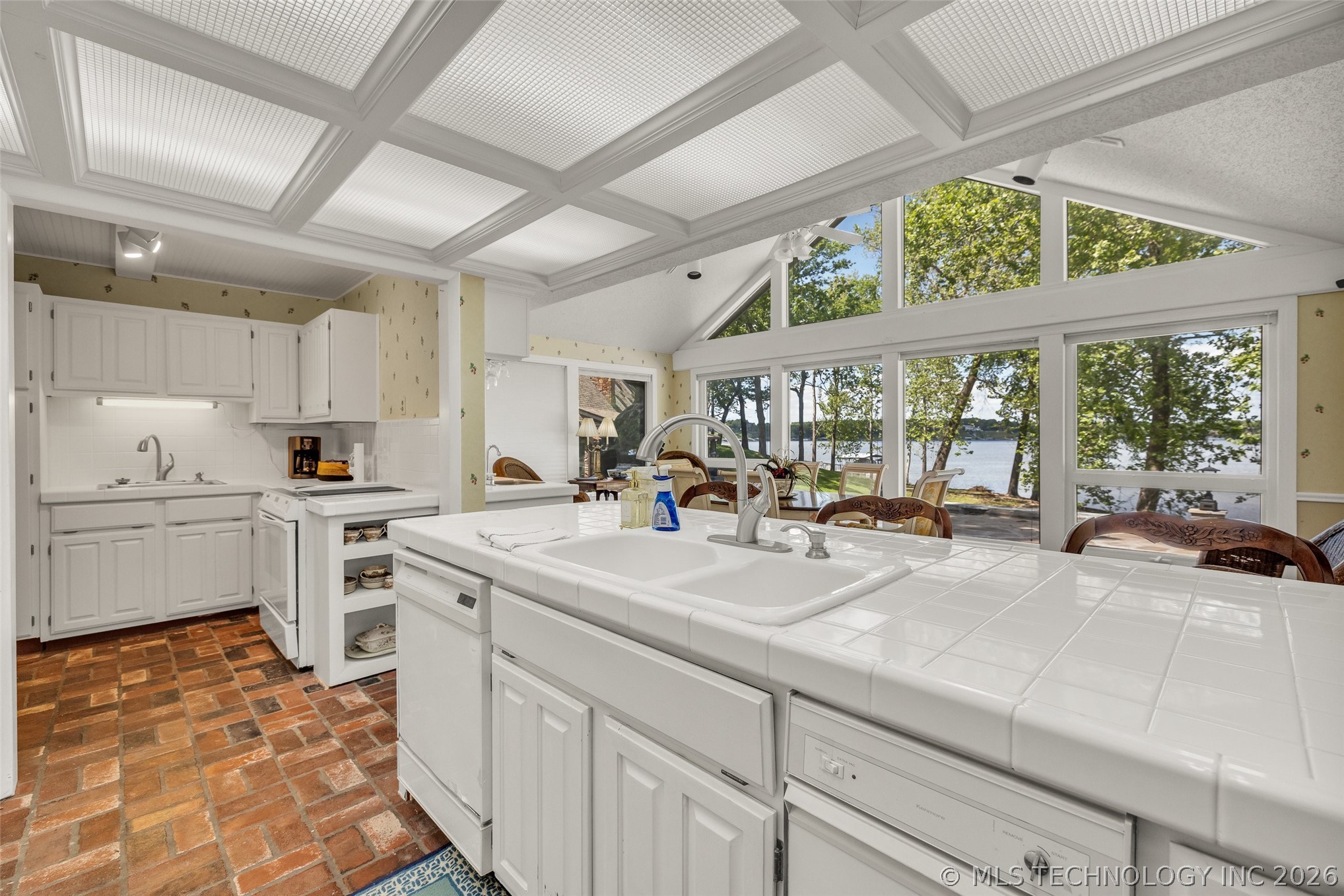 3112 Shore Drive Grove OK 74344