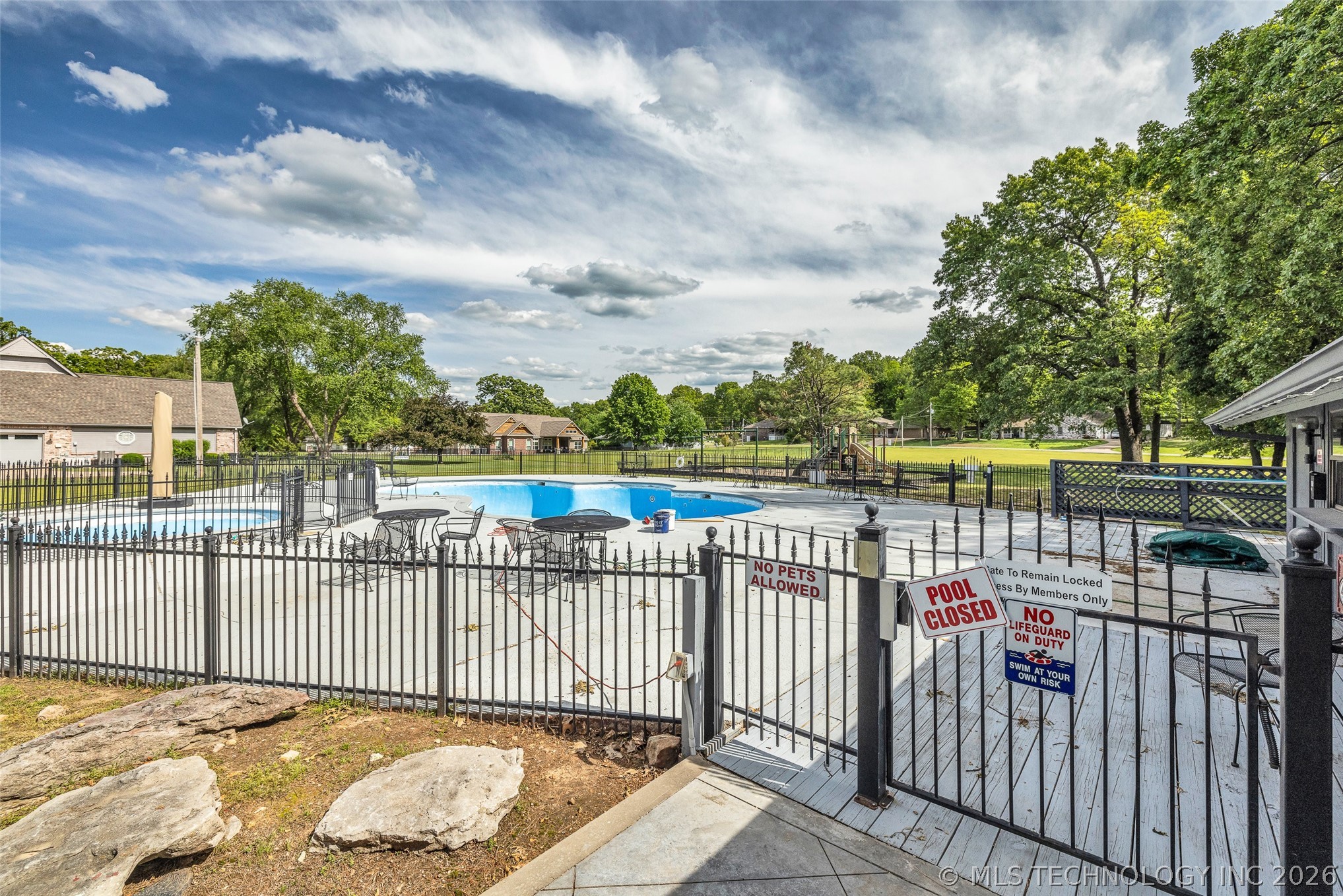 3112 Shore Drive Grove OK 74344