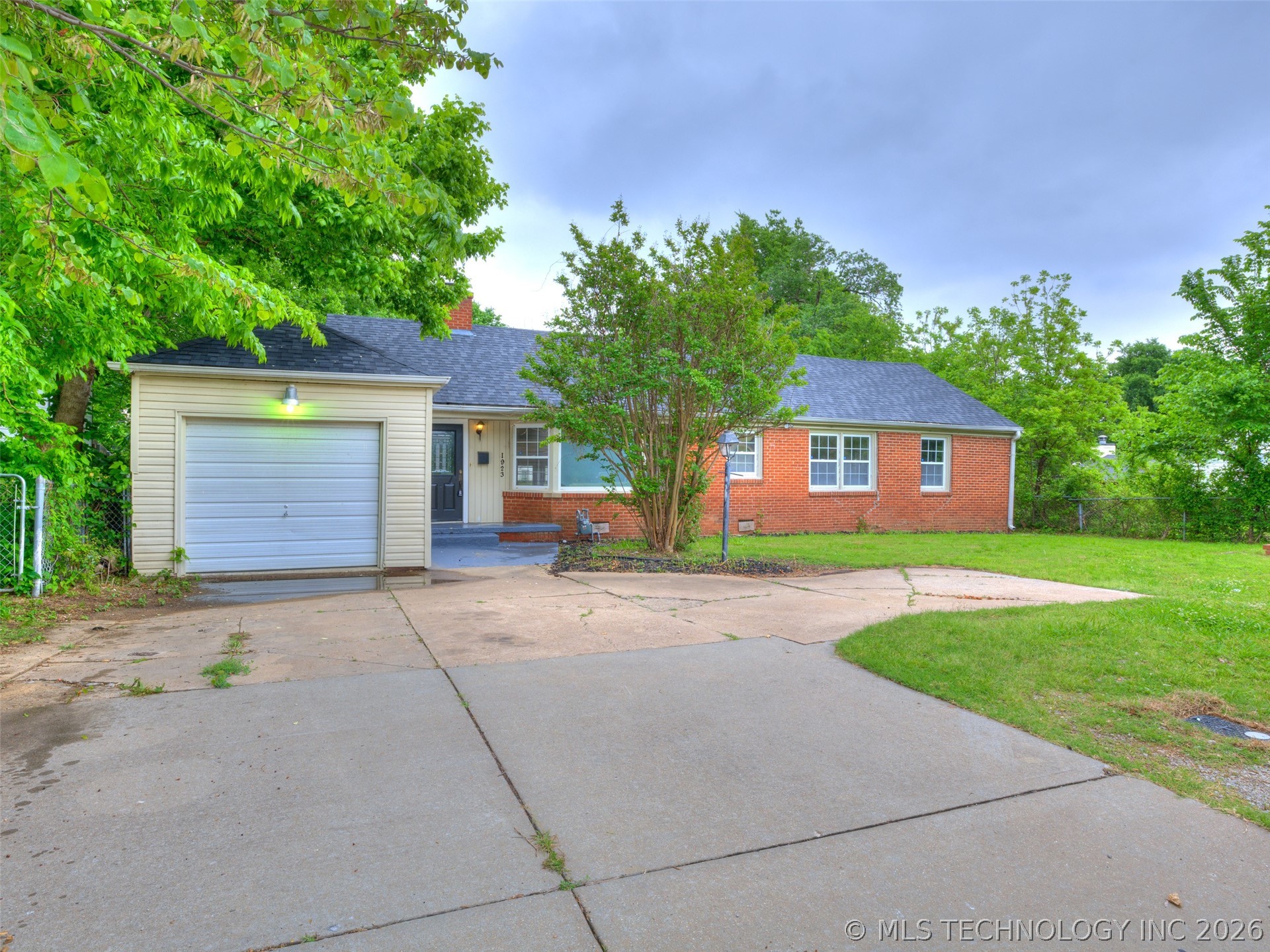 1923 N Elwood Avenue Tulsa OK 74106