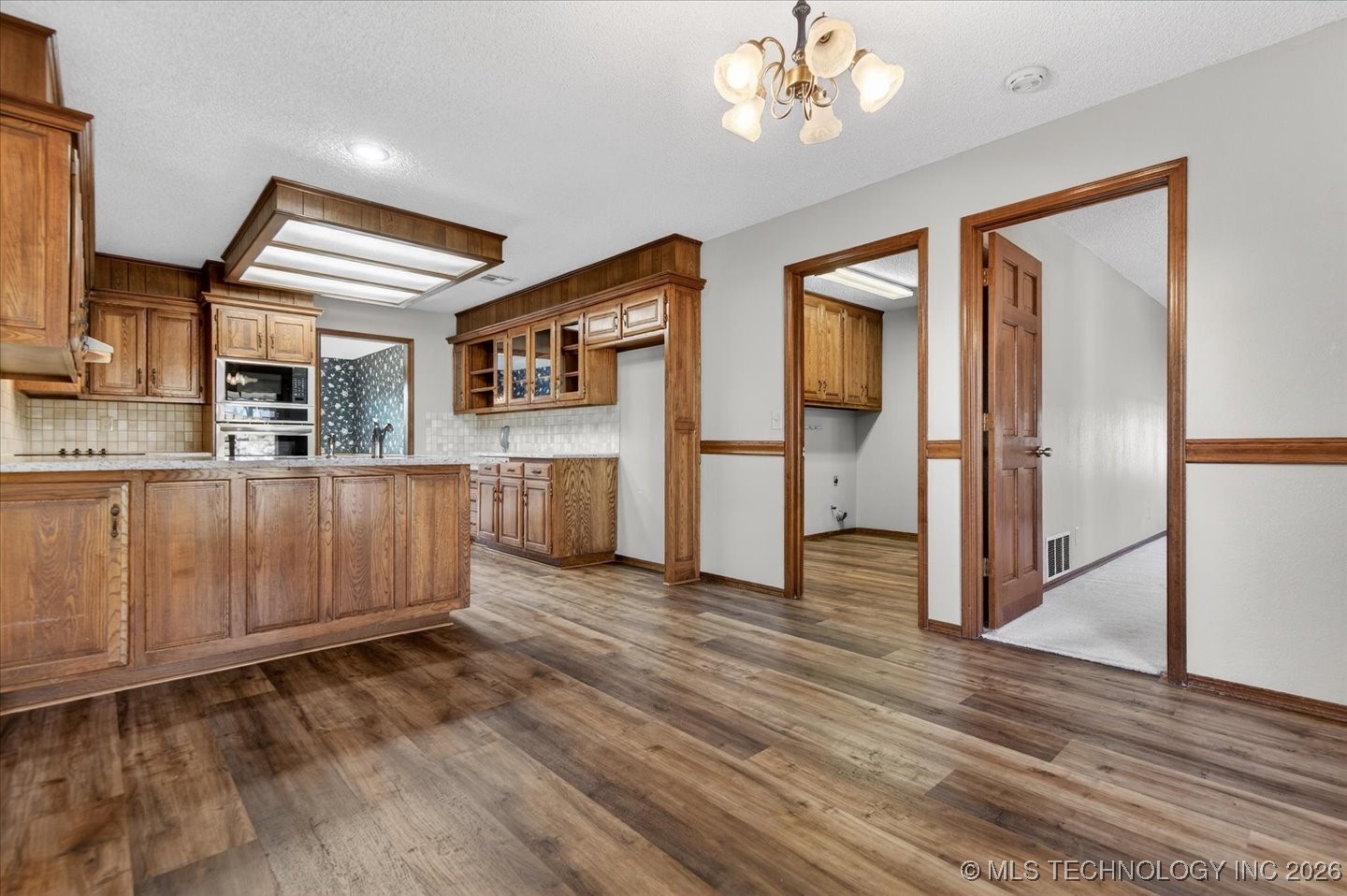 2704 SE Hillsboro Road Bartlesville OK 74006