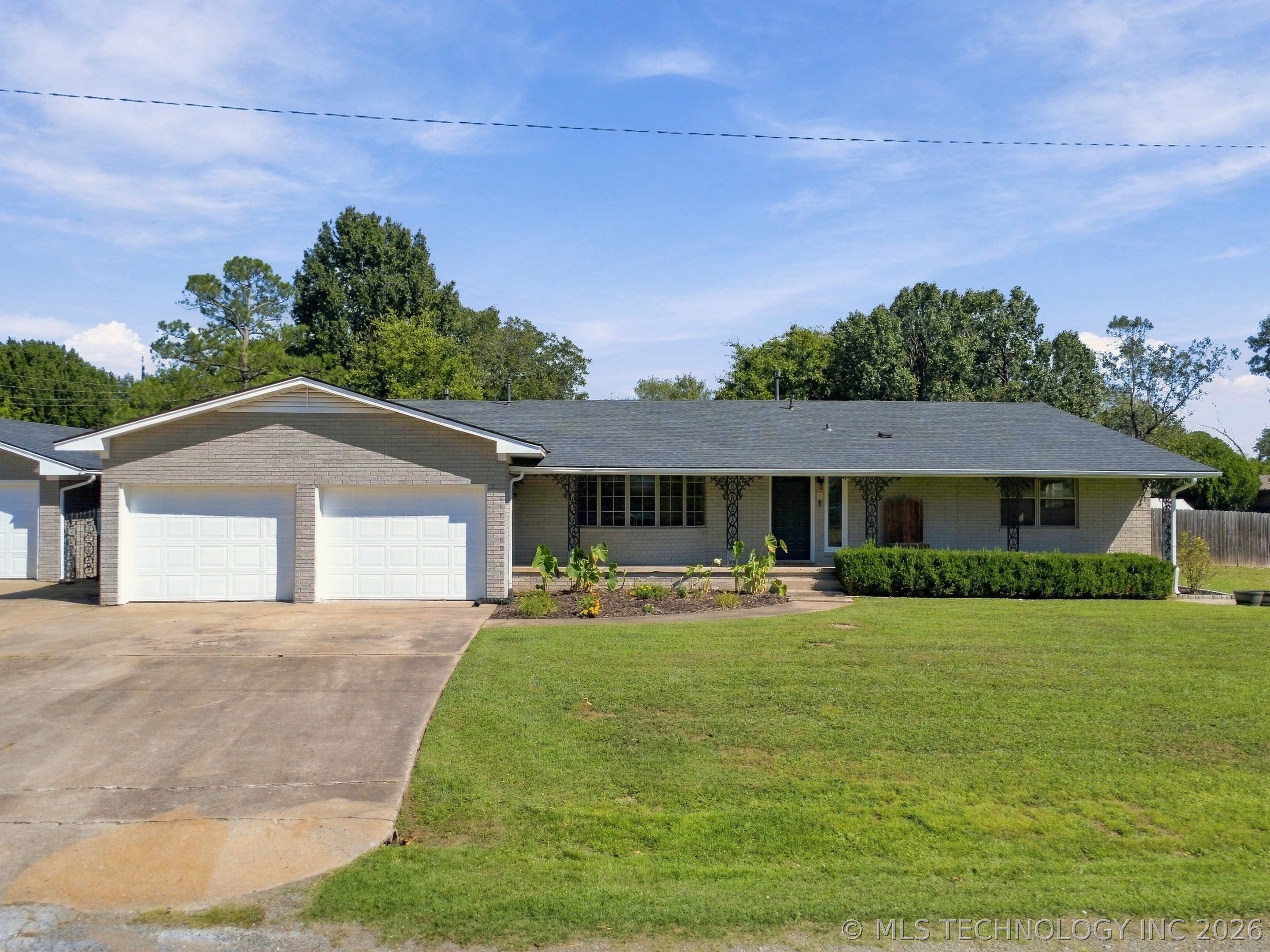 220 S Arizona Haskell OK 74436