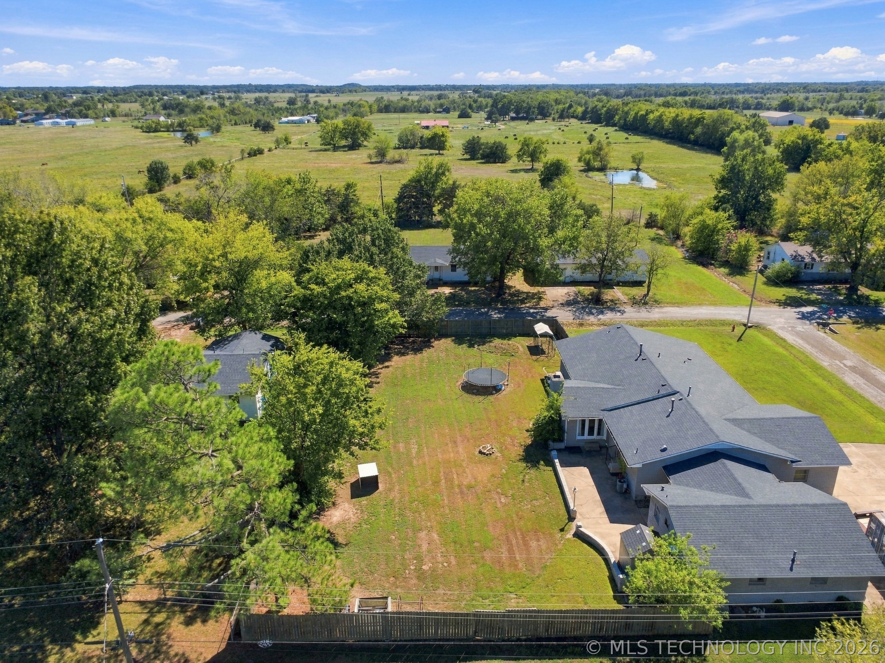 220 S Arizona Haskell OK 74436