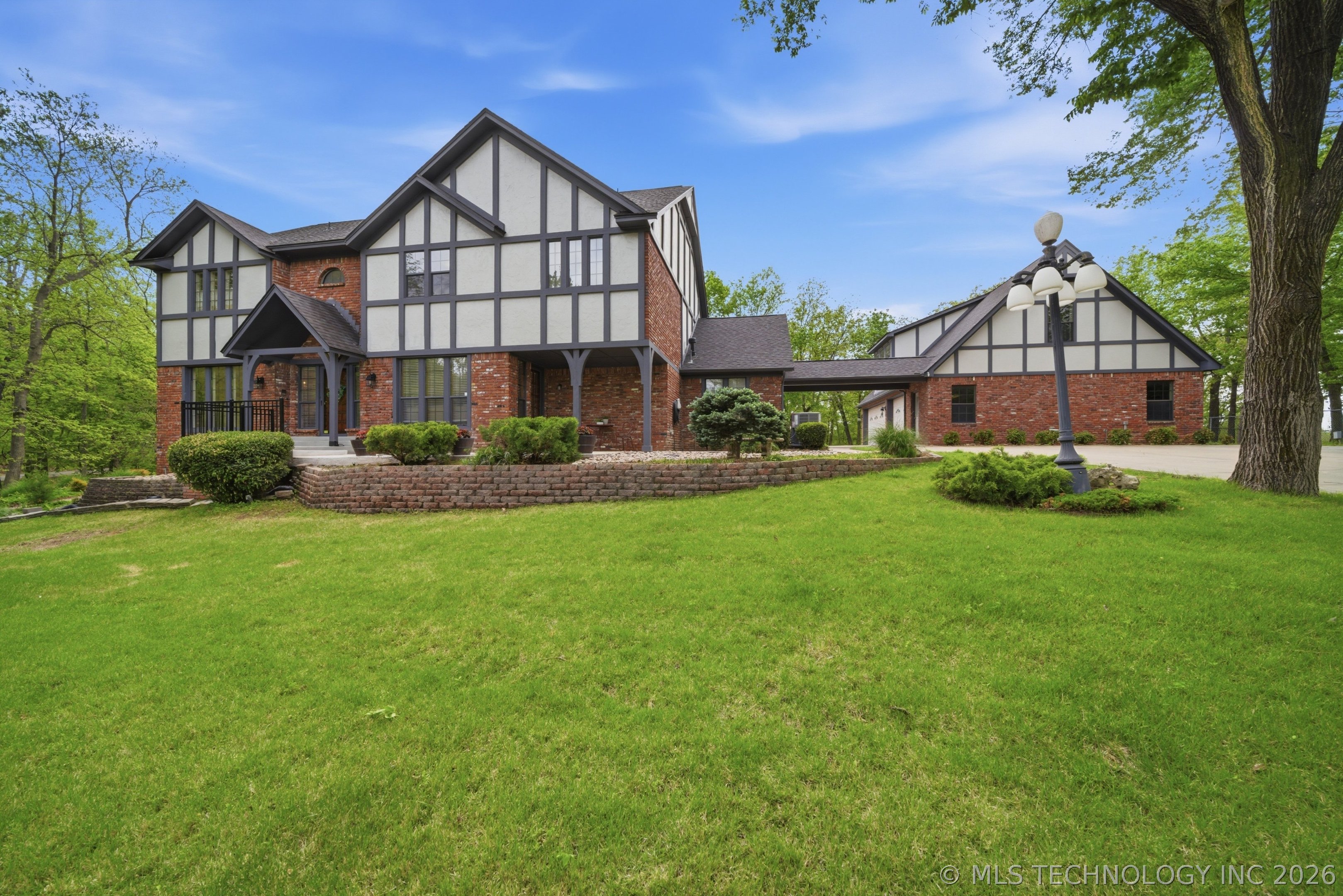 18422 E 92nd Street Owasso OK 74055