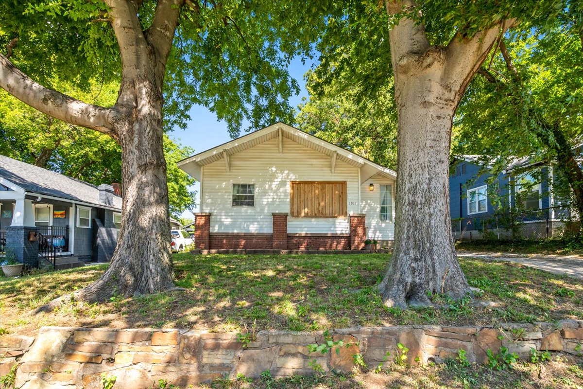 1911 W Cameron Street Tulsa OK 74127