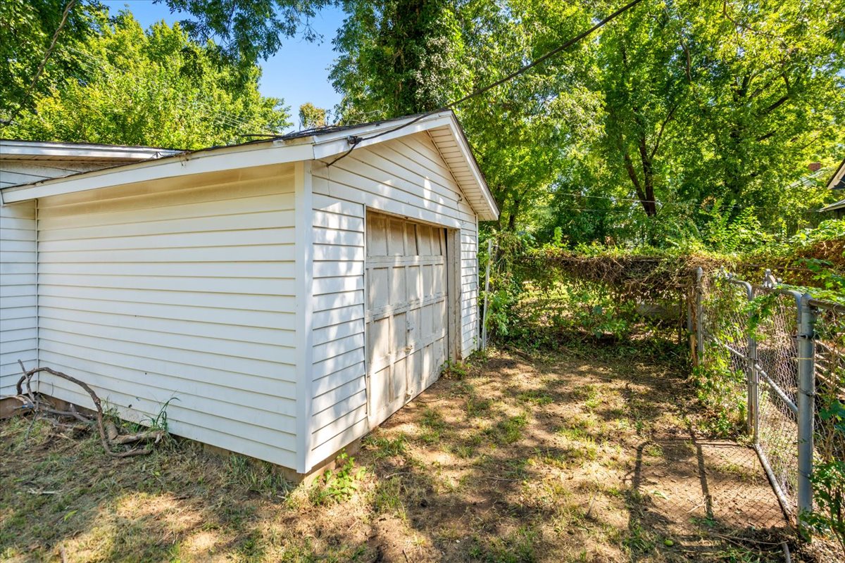 1911 W Cameron Street Tulsa OK 74127