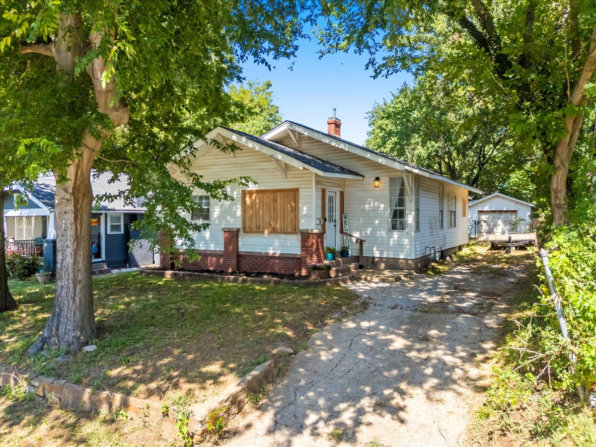 1911 W Cameron Street Tulsa OK 74127